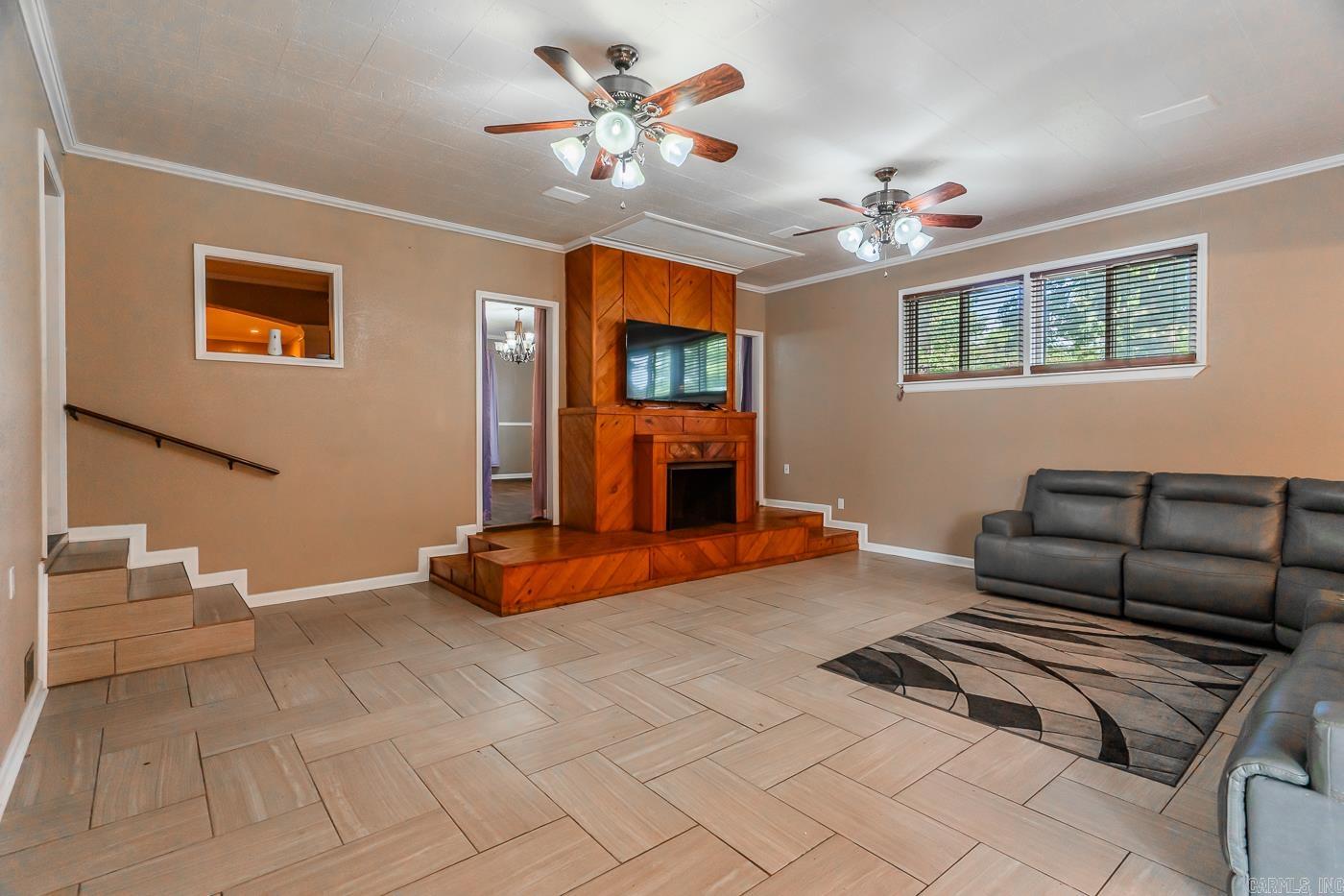 806 W 3rd  Weiner, AR