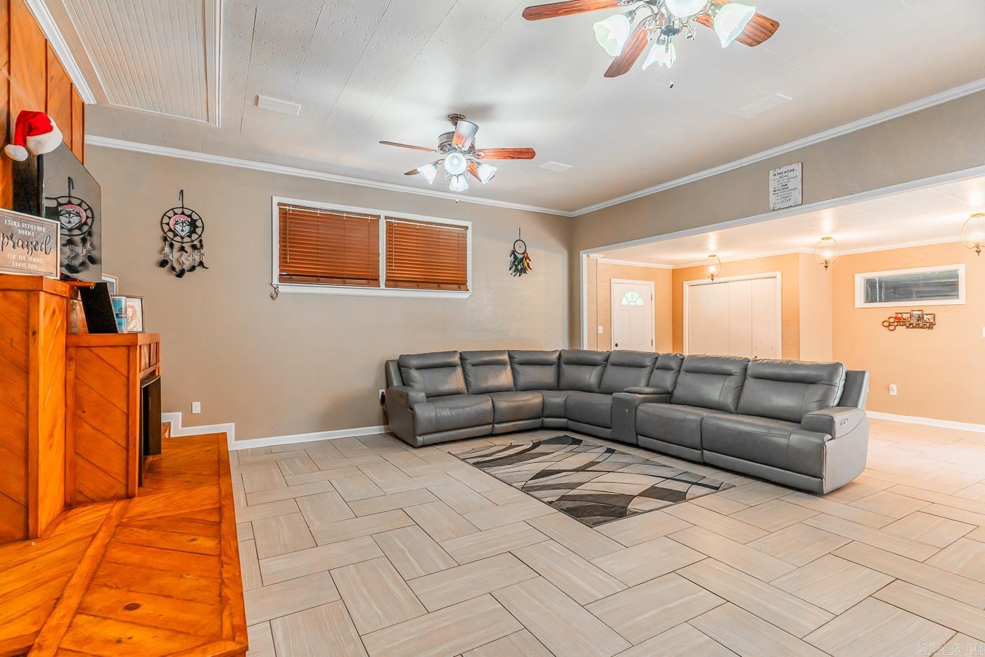 806 W 3rd  Weiner, AR