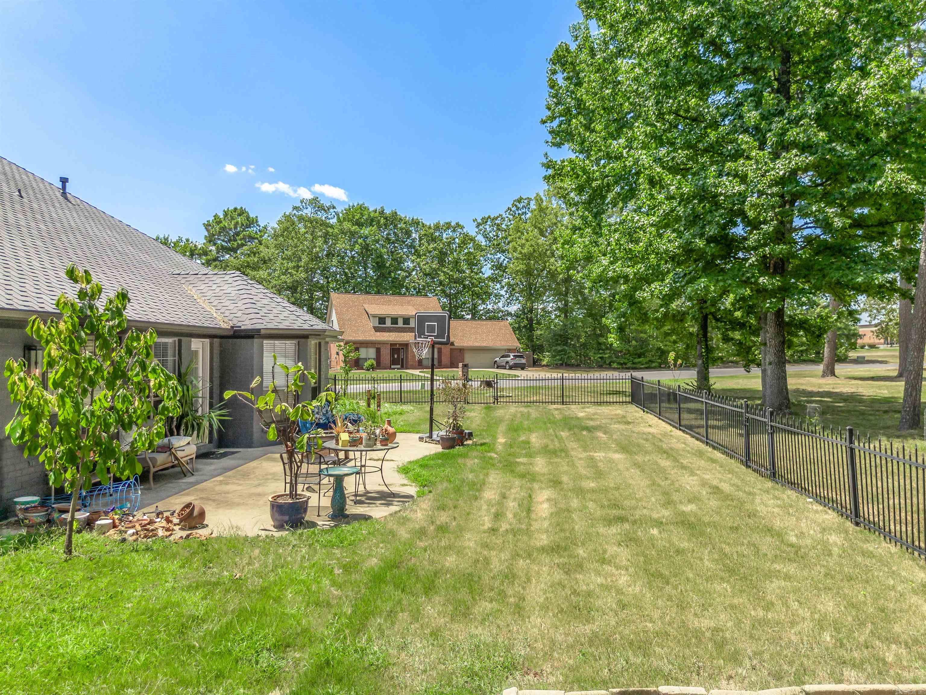 101 Marseille  Maumelle, AR