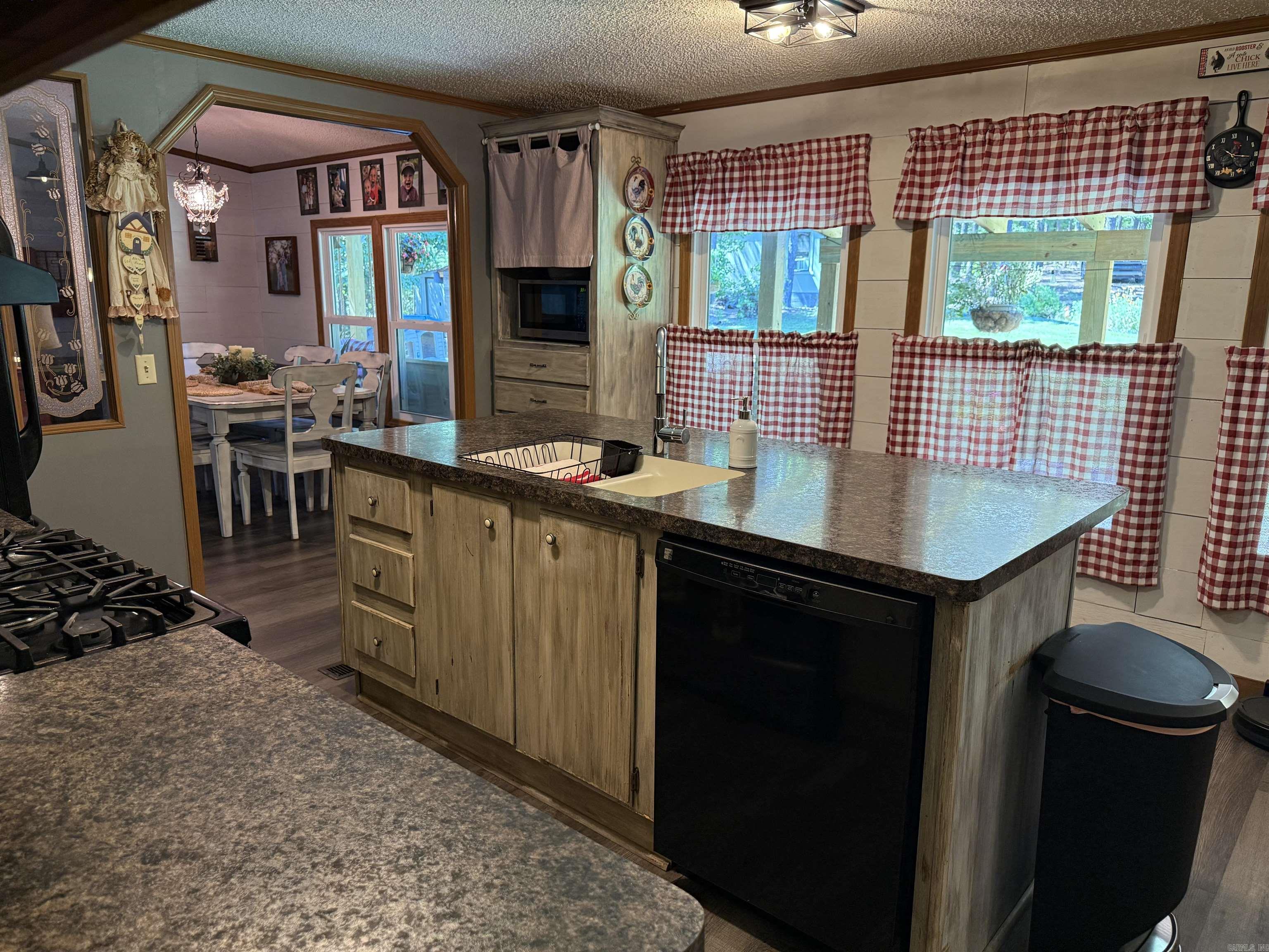1122 Buckville  Jessieville, AR