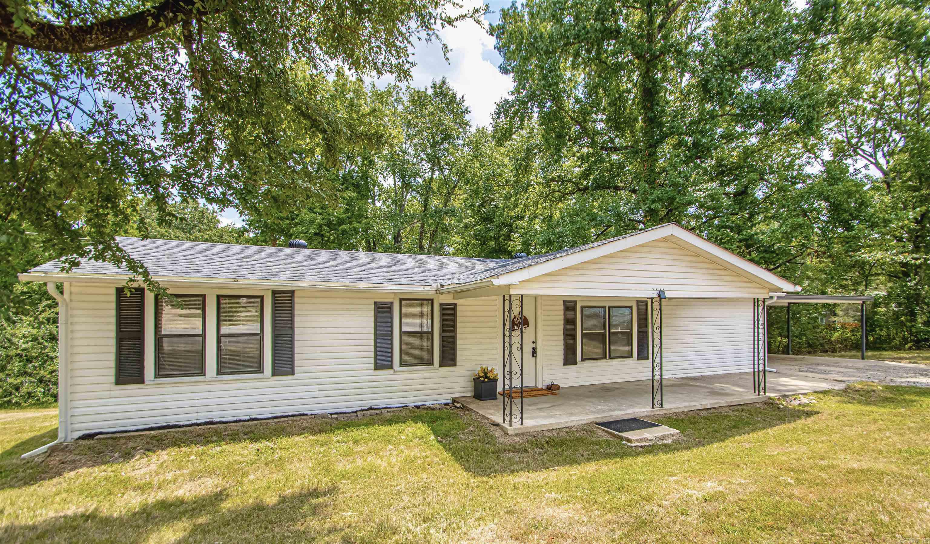 8511 Ferndale Cutoff Road Little Rock, AR 72223-9301