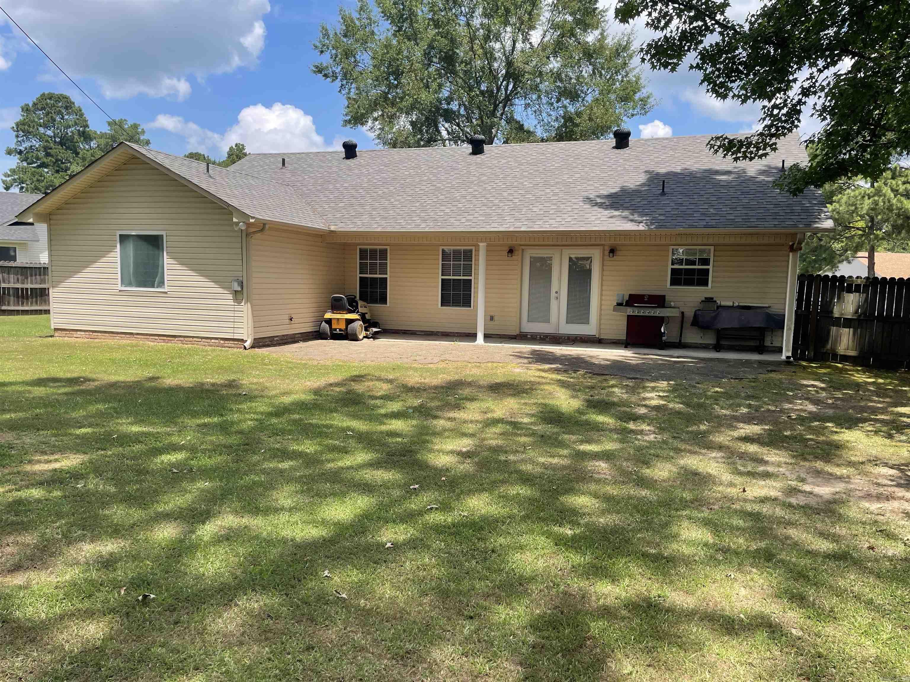 1005 Kari Dr  Sheridan, AR