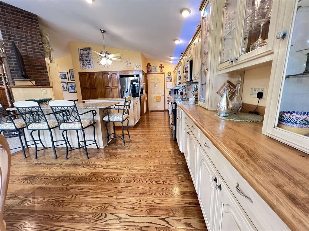 412 Airpark  Horseshoe Bend, AR