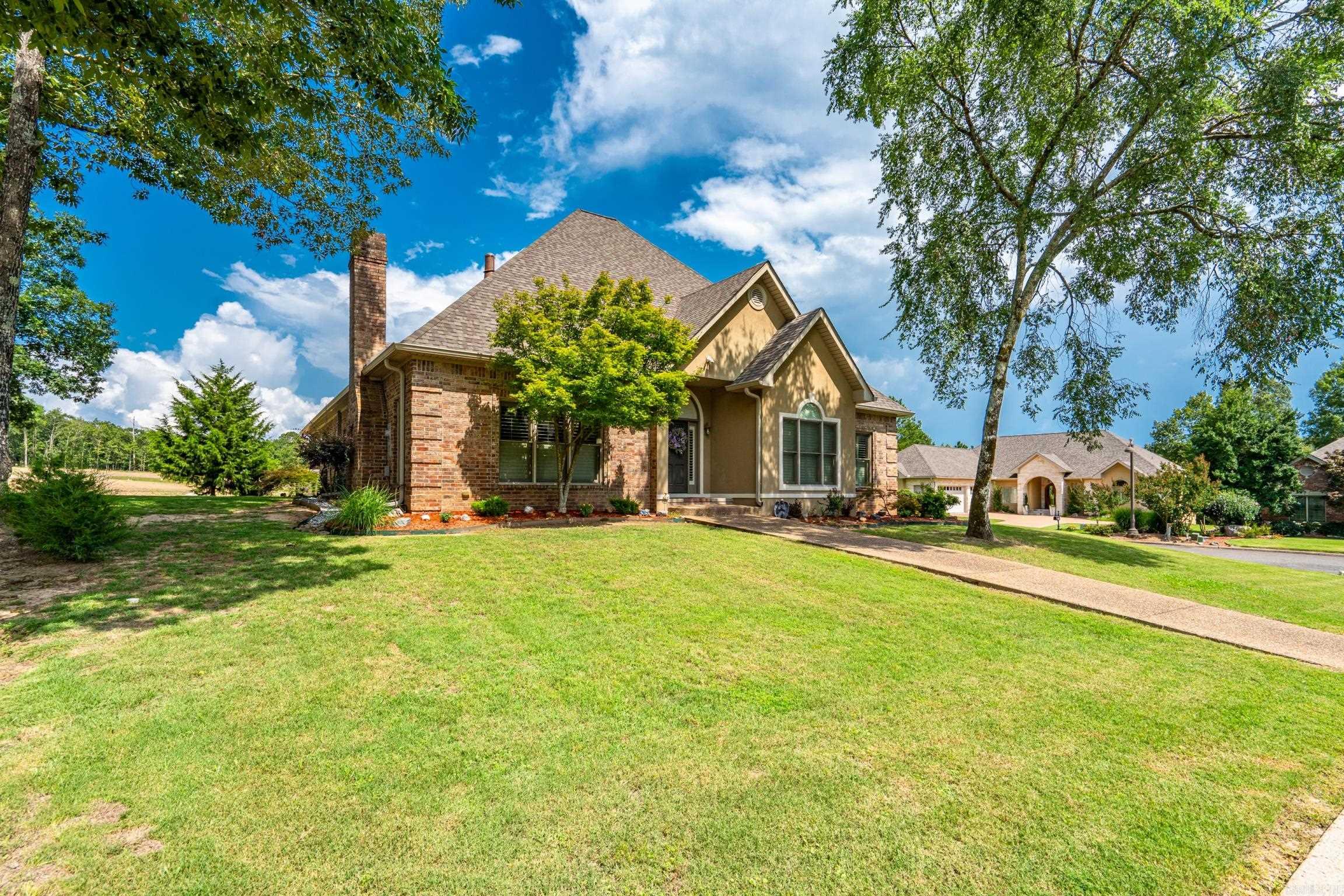 145 Gardens Gate Dr  Hot Springs, AR