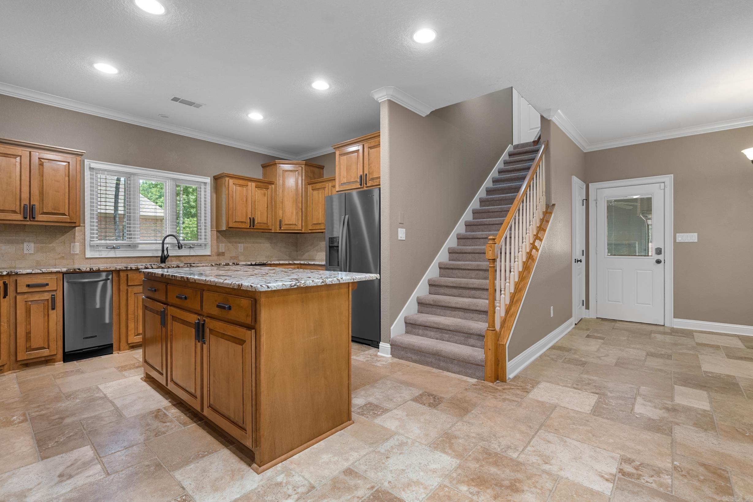 145 Gardens Gate Dr  Hot Springs, AR