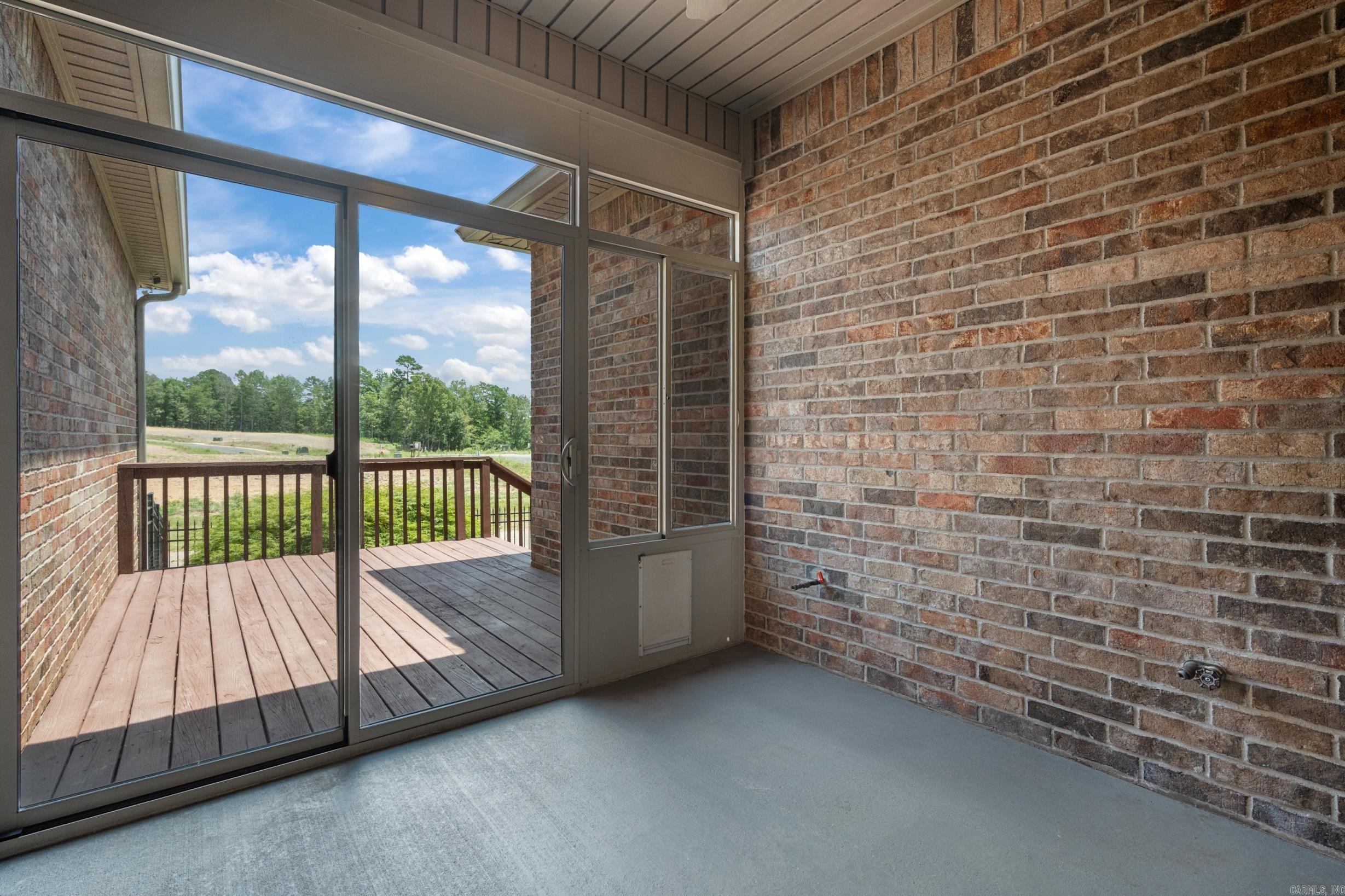 145 Gardens Gate Dr  Hot Springs, AR