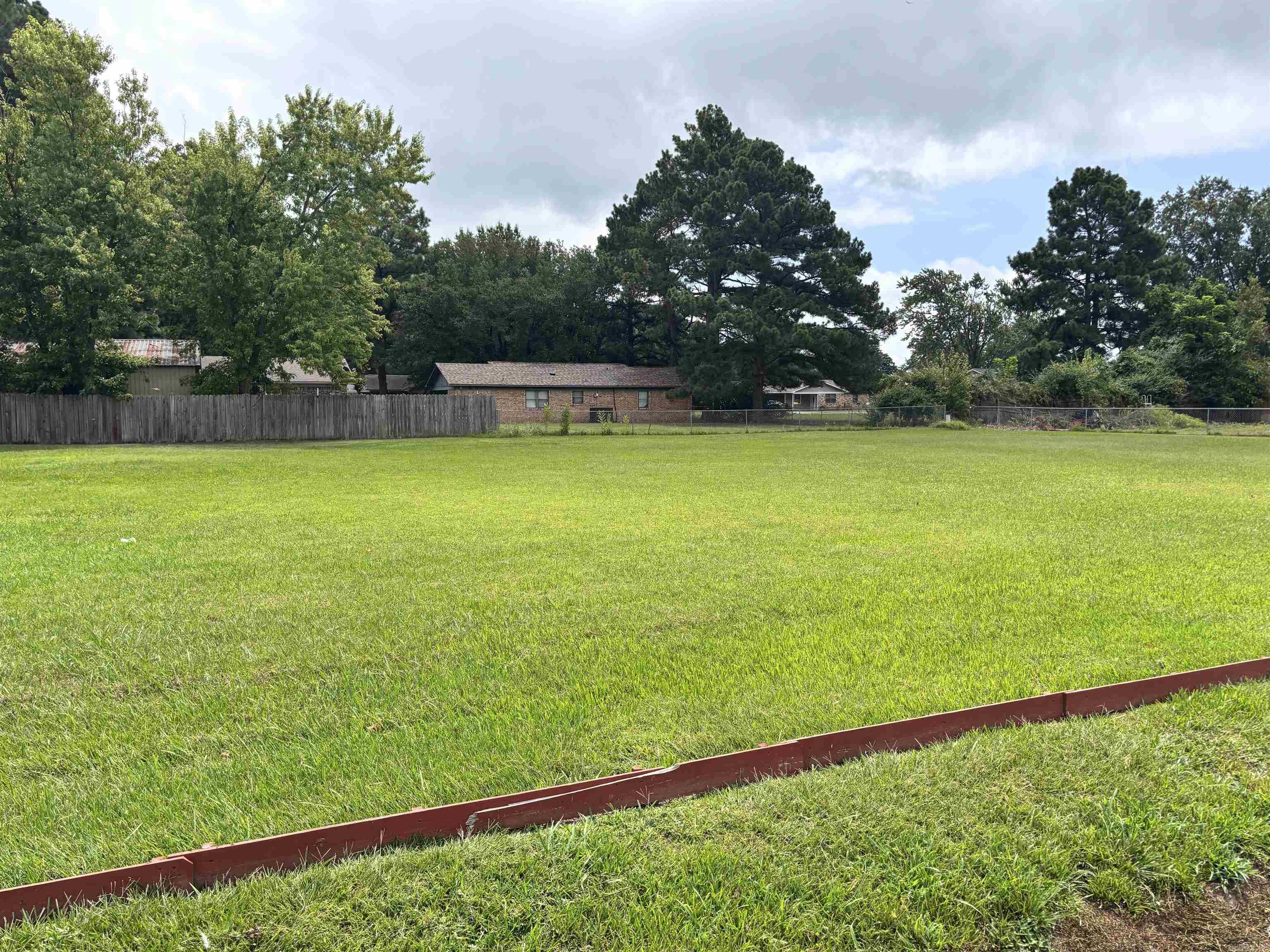 1212 Privett Park Drive  Lonoke, AR