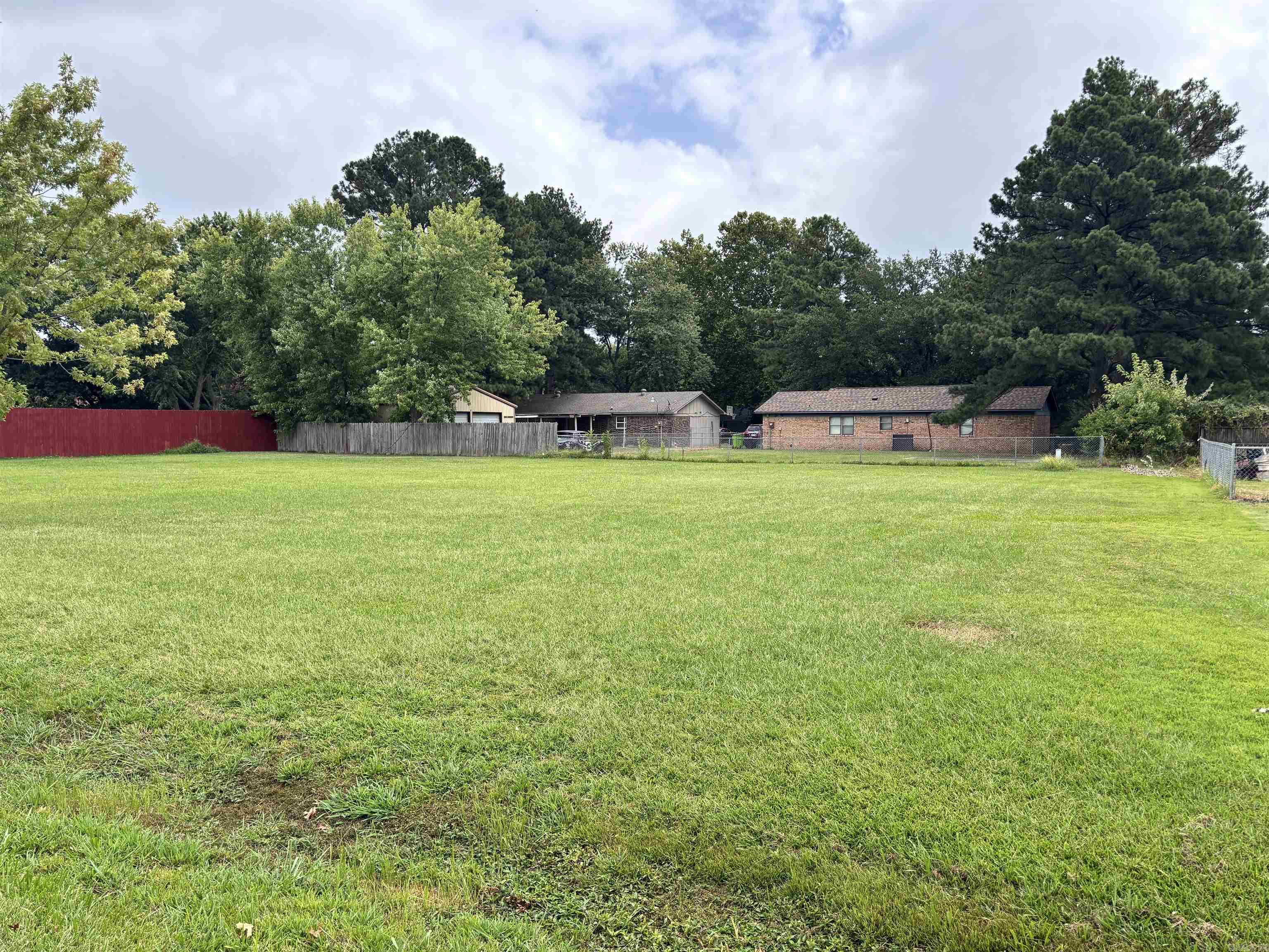 1214 Privett Park Drive  Lonoke, AR