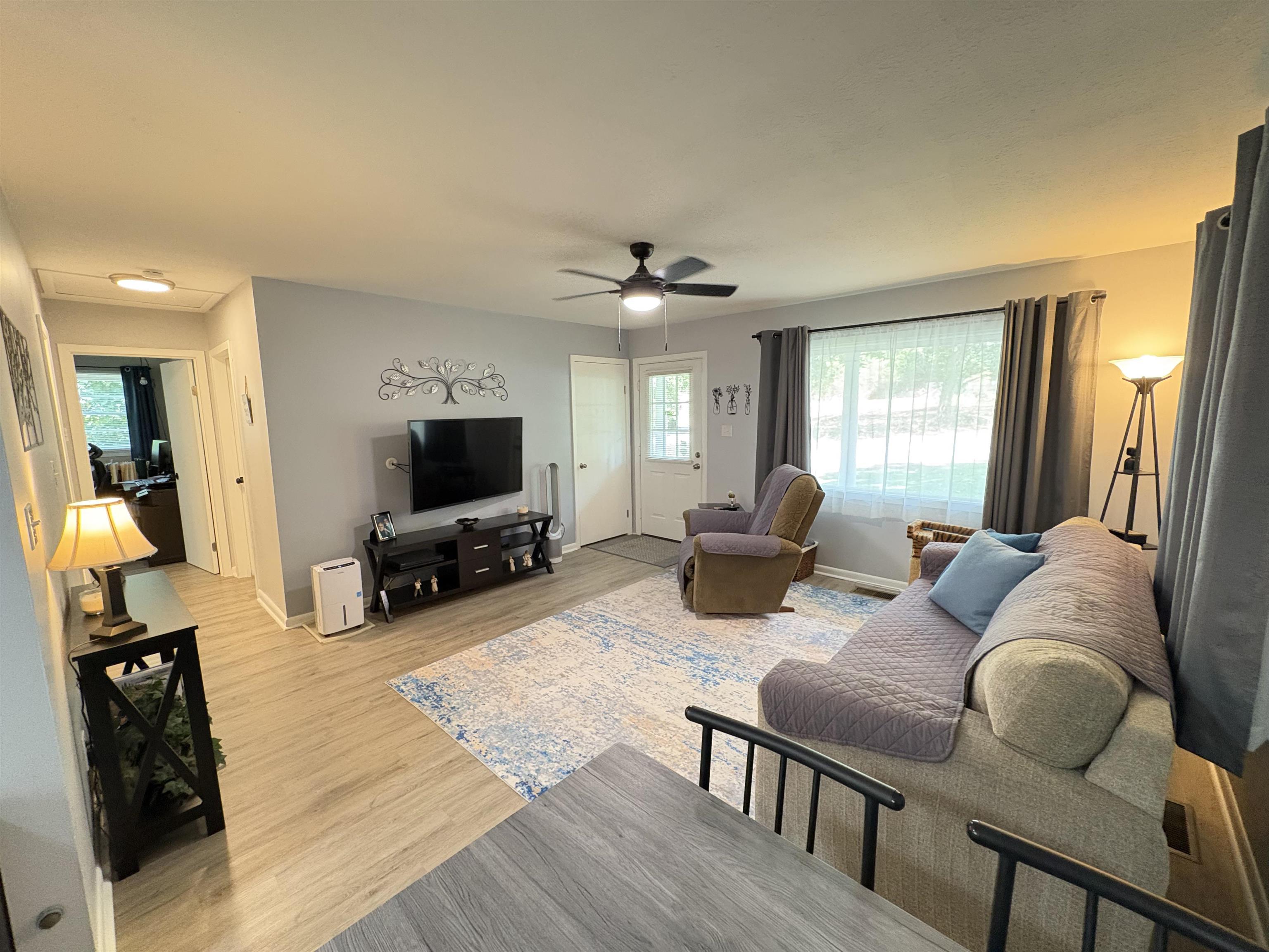 106 E Lakeshore  Cherokee Village, AR