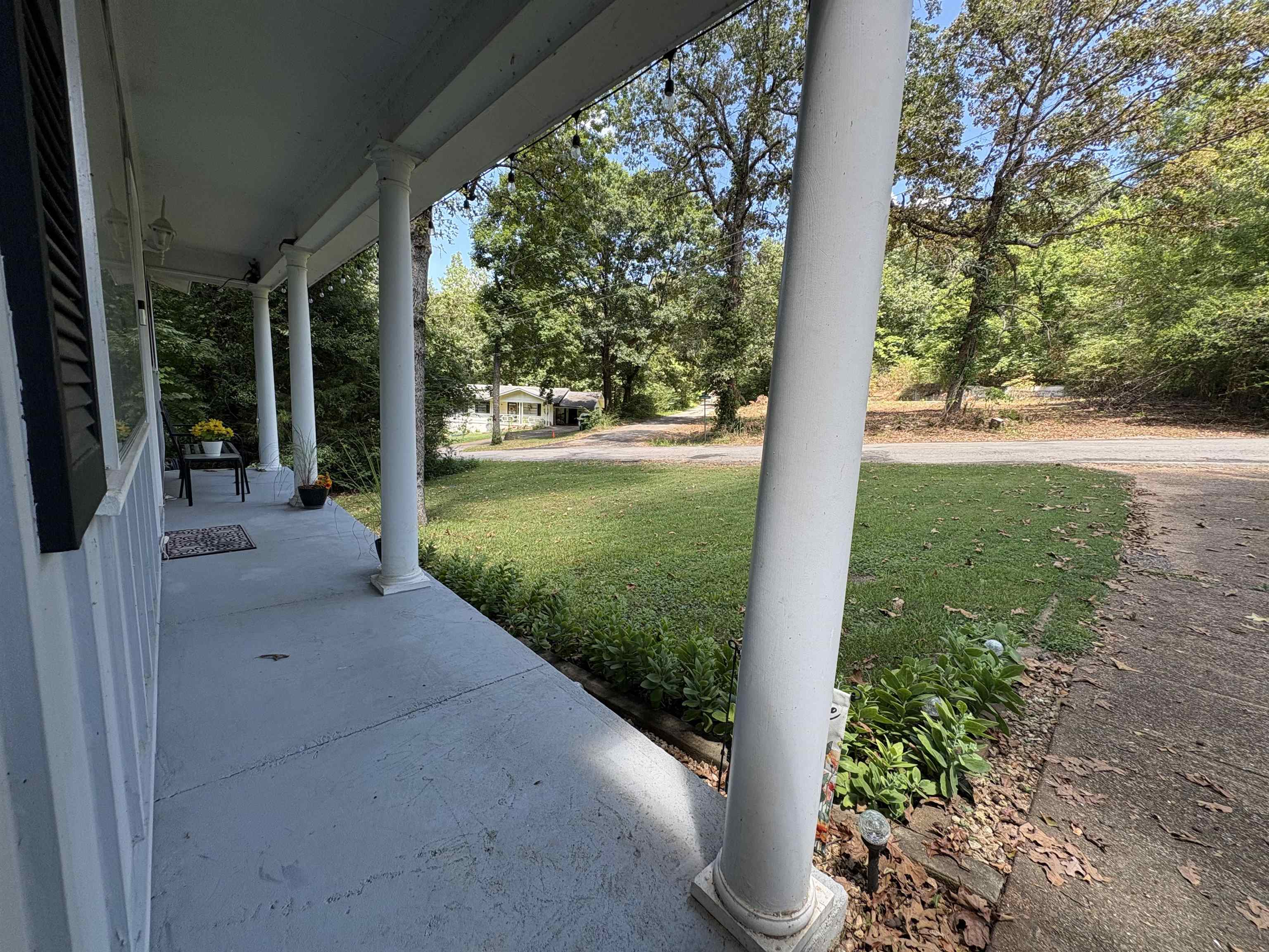 106 E Lakeshore  Cherokee Village, AR