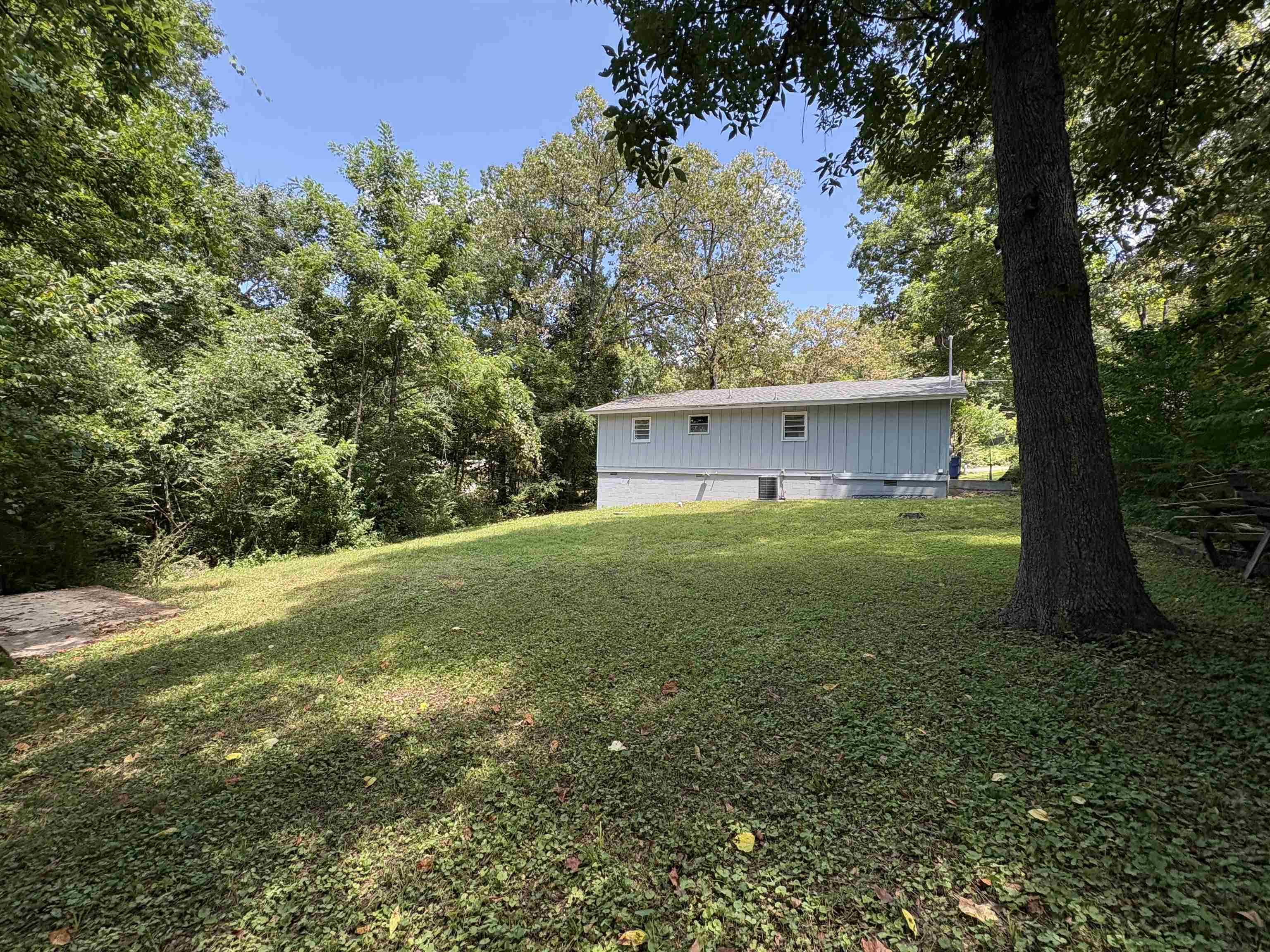 106 E Lakeshore  Cherokee Village, AR