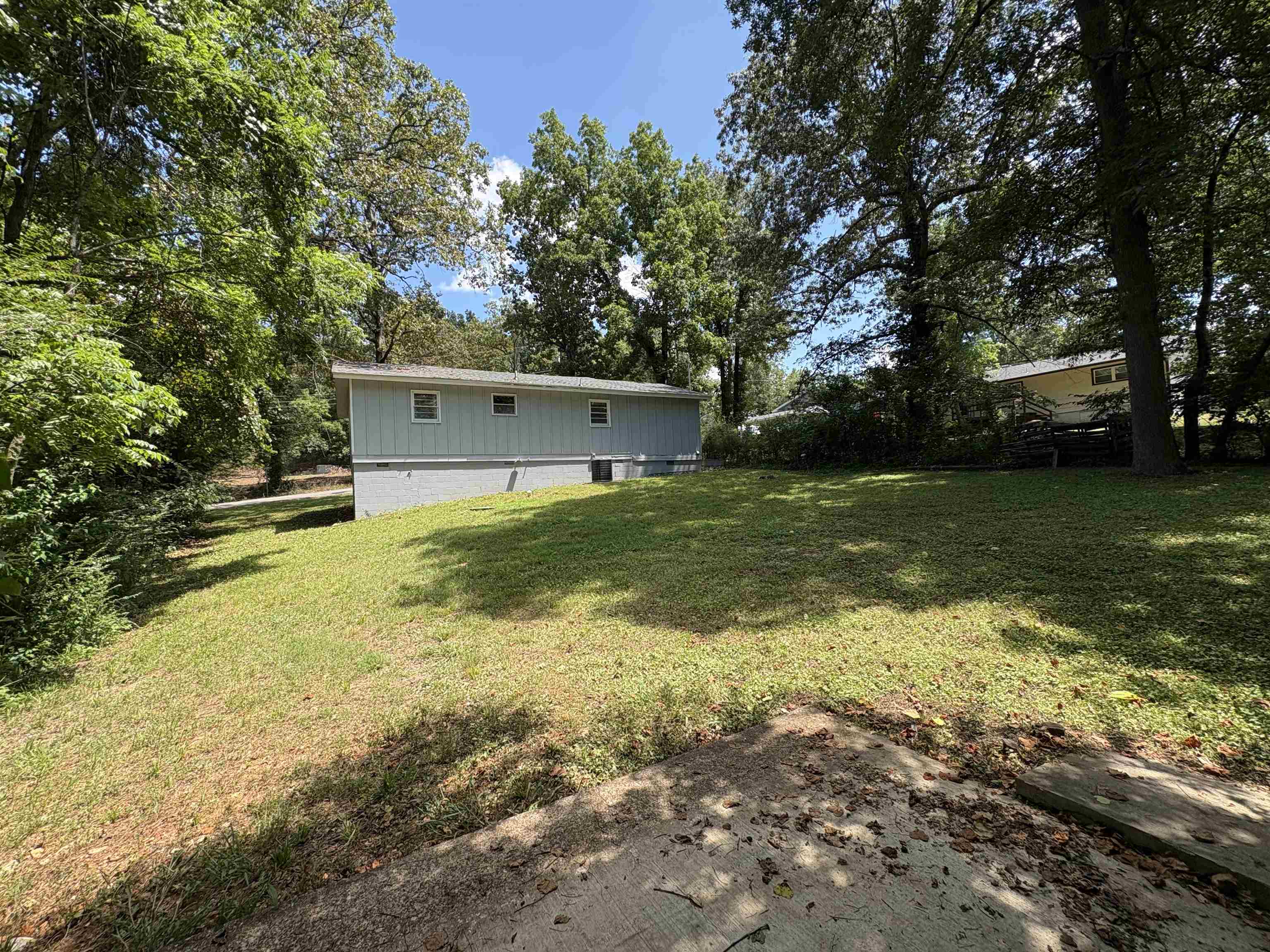 106 E Lakeshore  Cherokee Village, AR