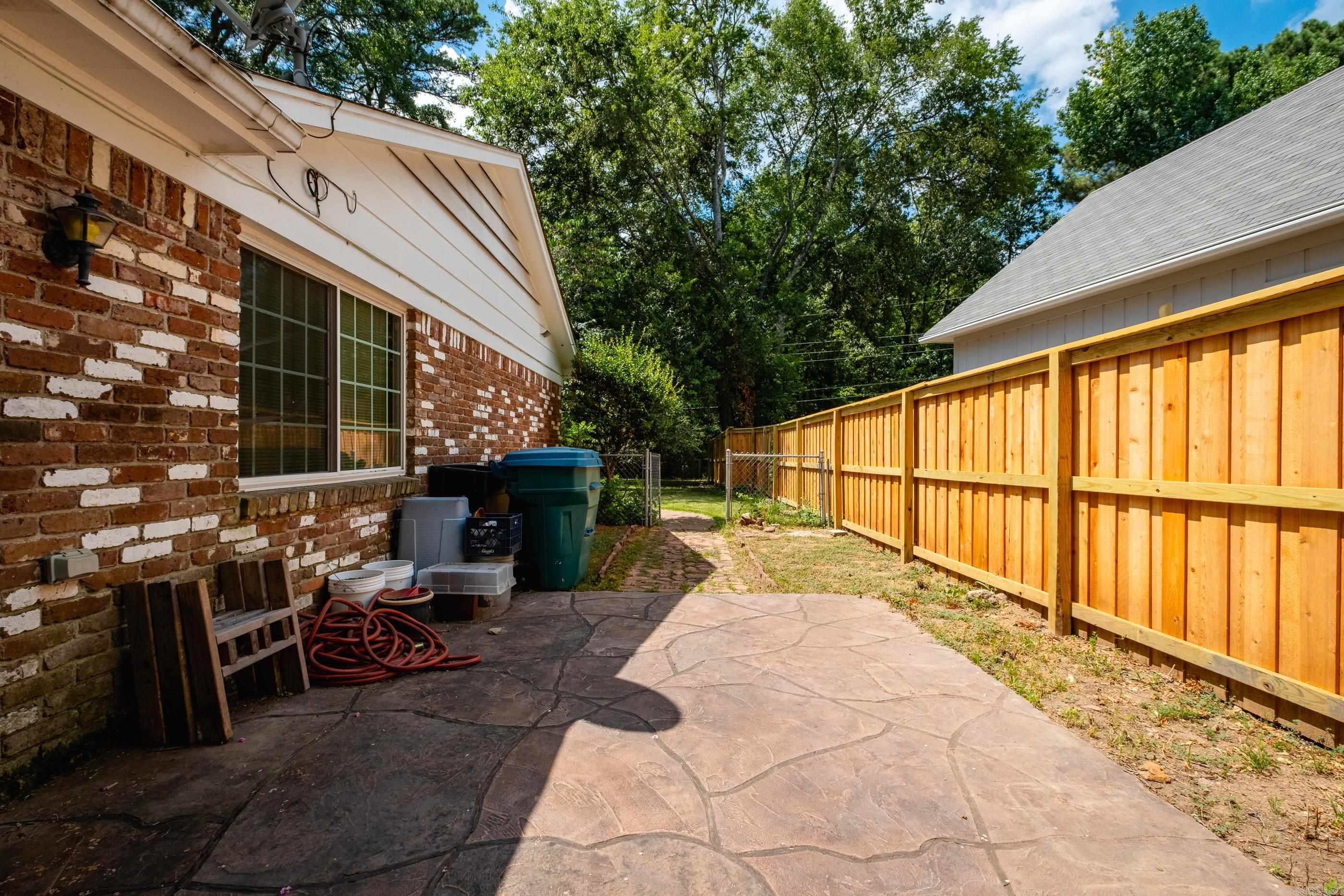 6 ARROW BROOK  Little Rock, AR