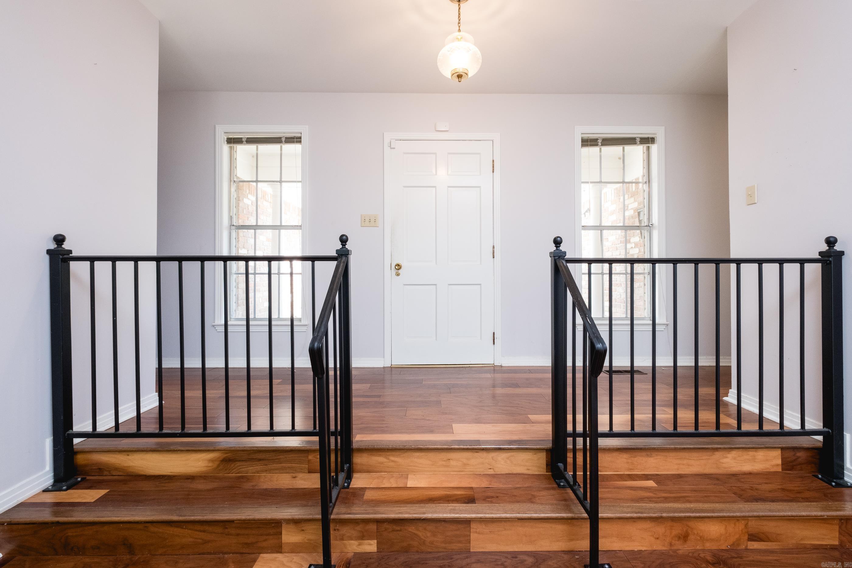 6 ARROW BROOK  Little Rock, AR