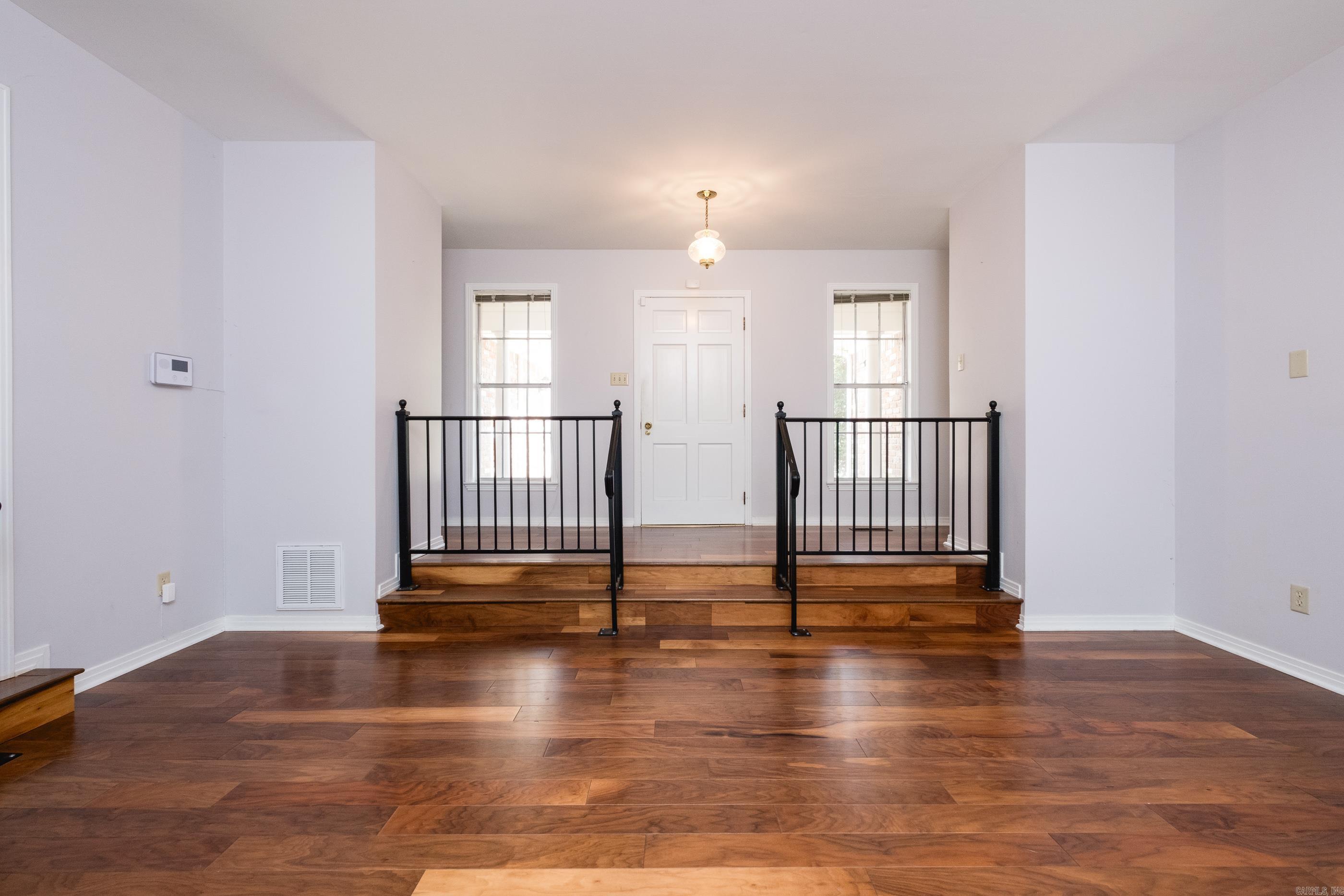 6 ARROW BROOK  Little Rock, AR