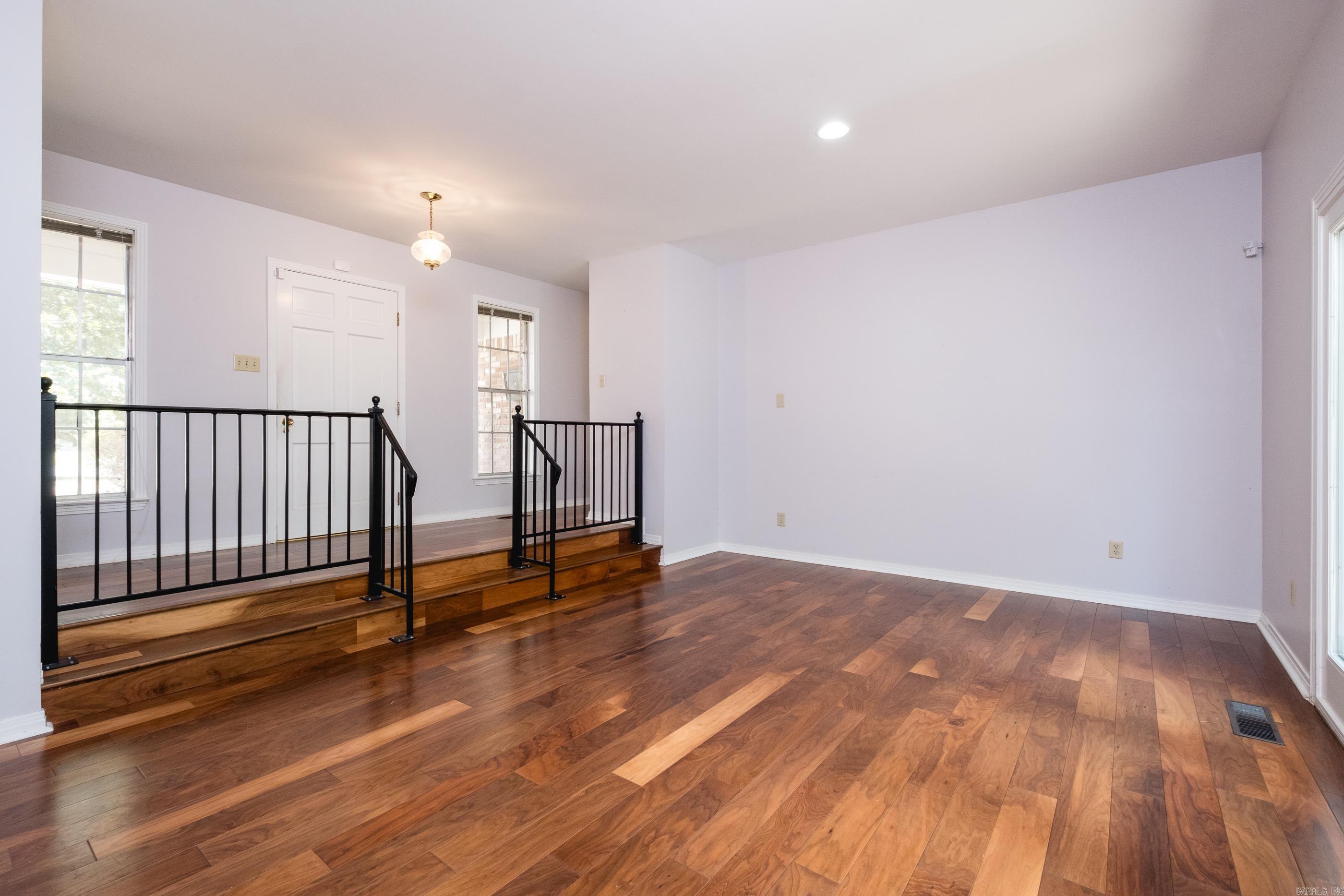 6 ARROW BROOK  Little Rock, AR