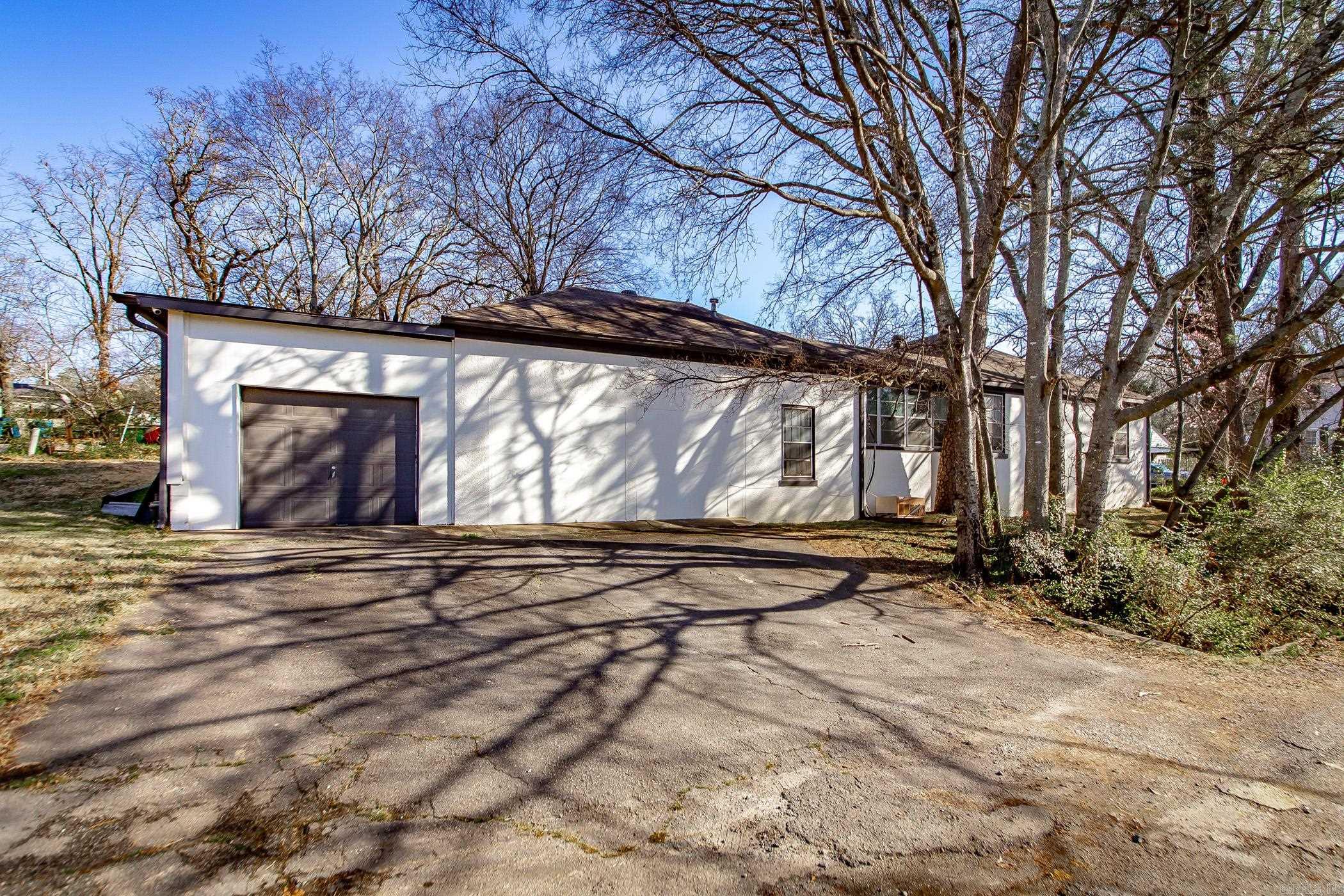 1100 N Polk  Little Rock, AR