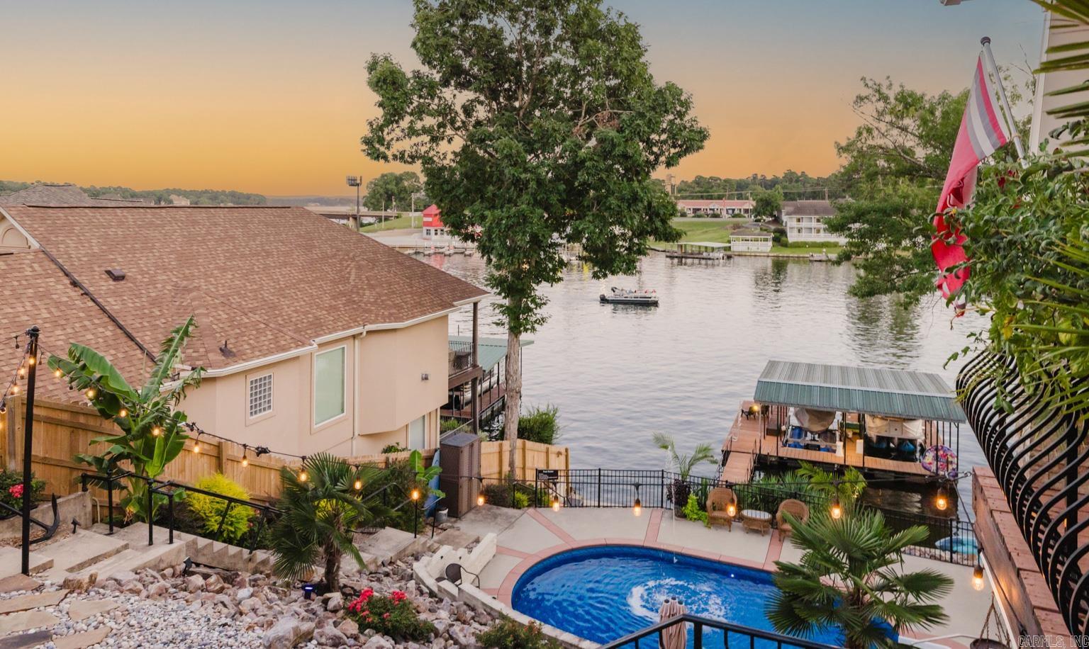 320 PARADISE POINT  Hot Springs, AR