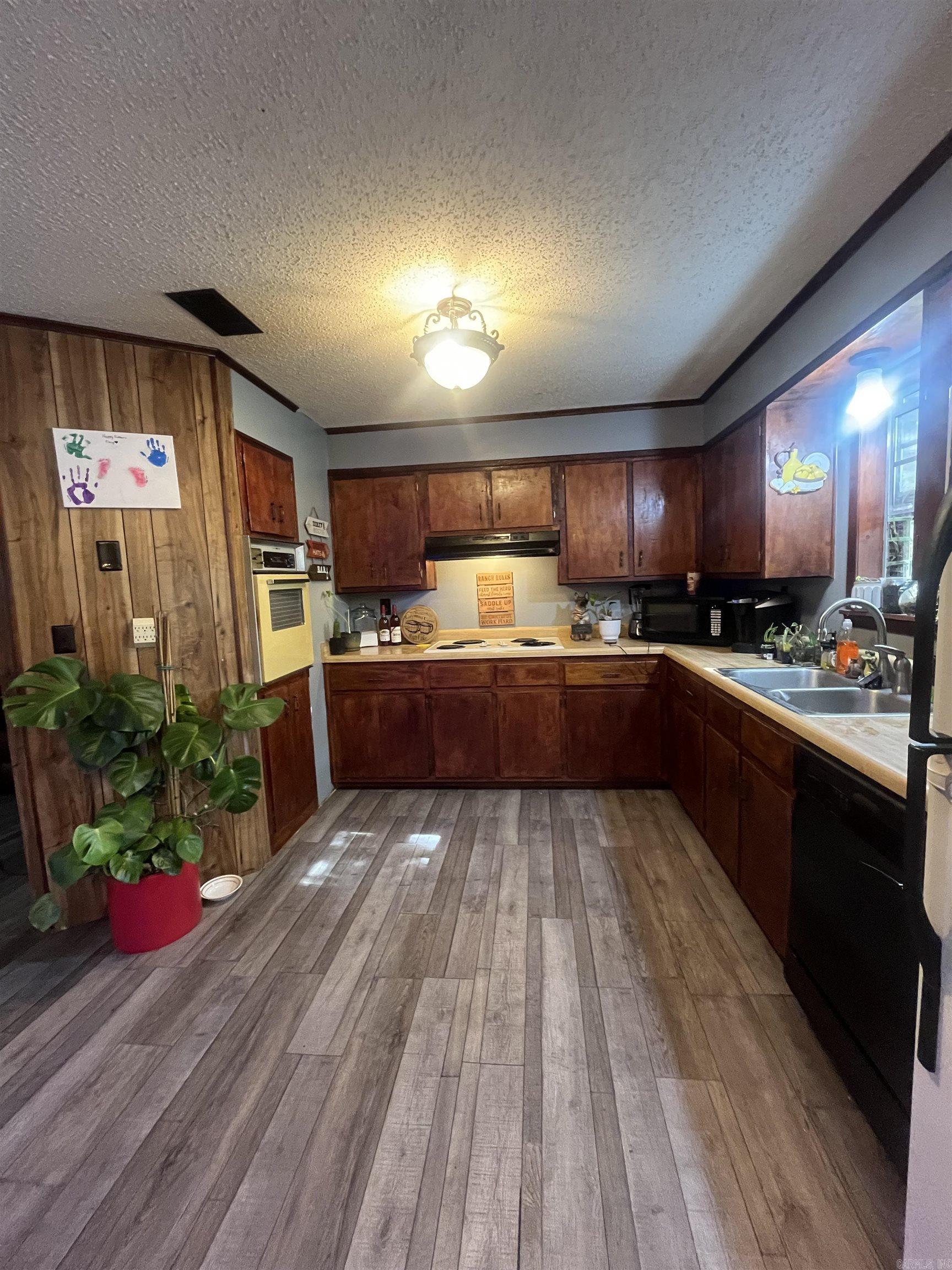 7821 Rawls Cir  Pine Bluff, AR