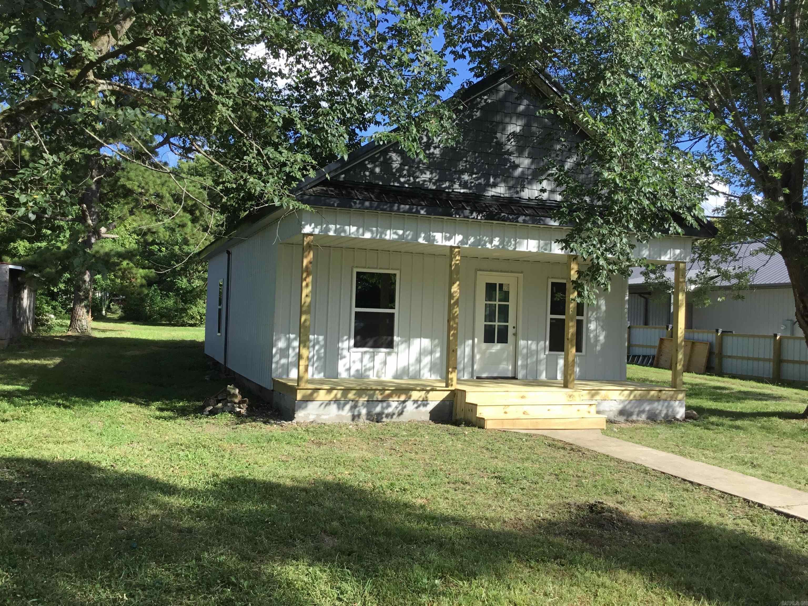610 Cypress  Leslie, AR