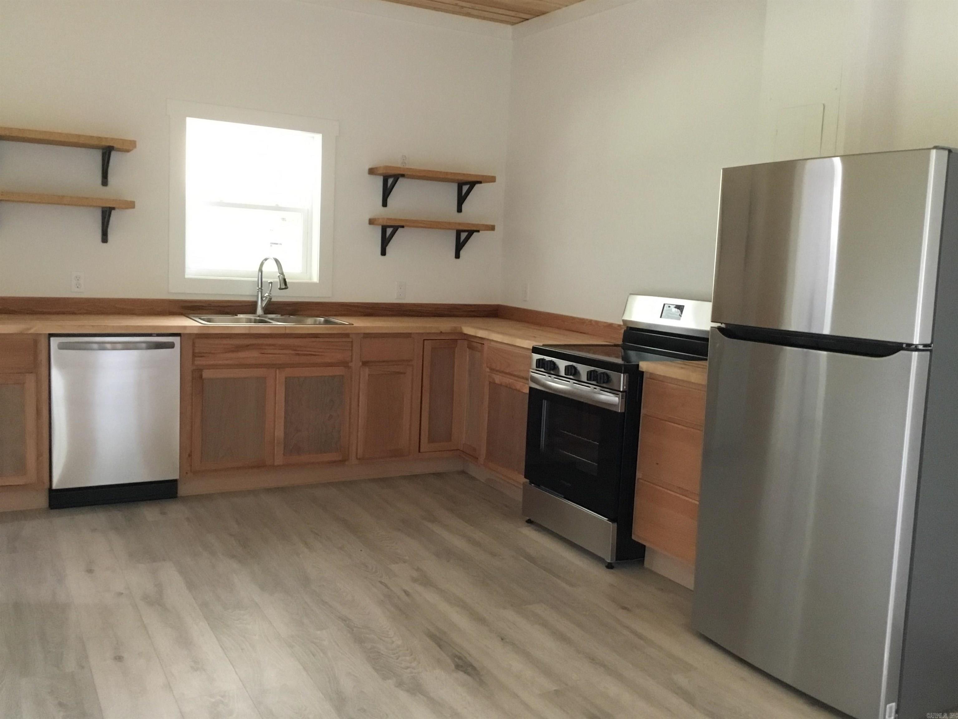 610 Cypress  Leslie, AR