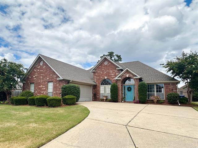 2  Auriel  Maumelle, AR