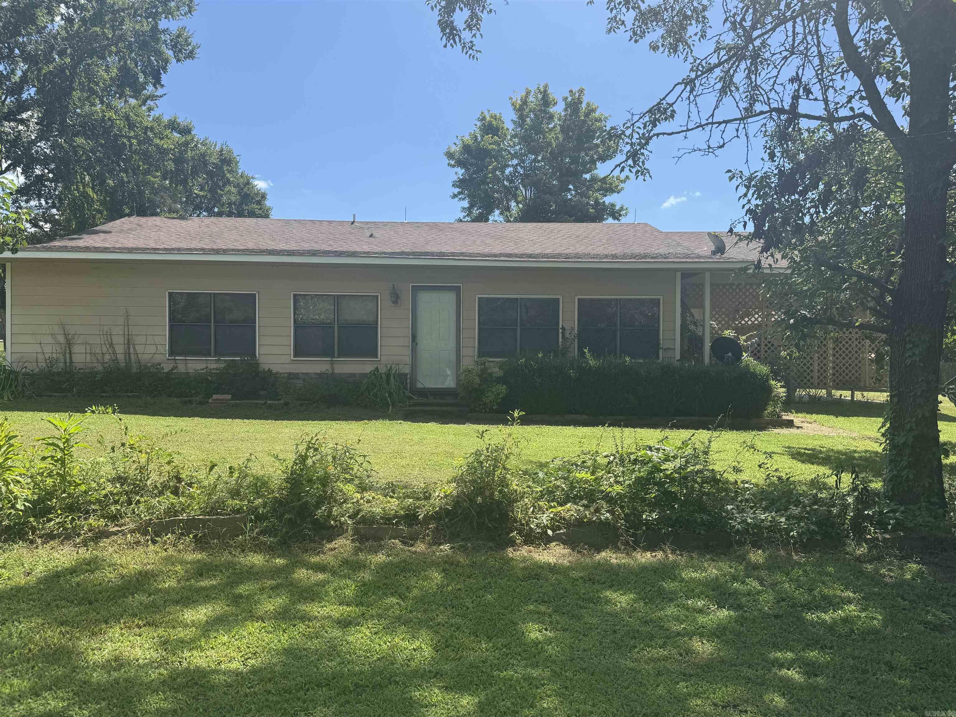 106 Lakeside Drive  New Blaine, AR