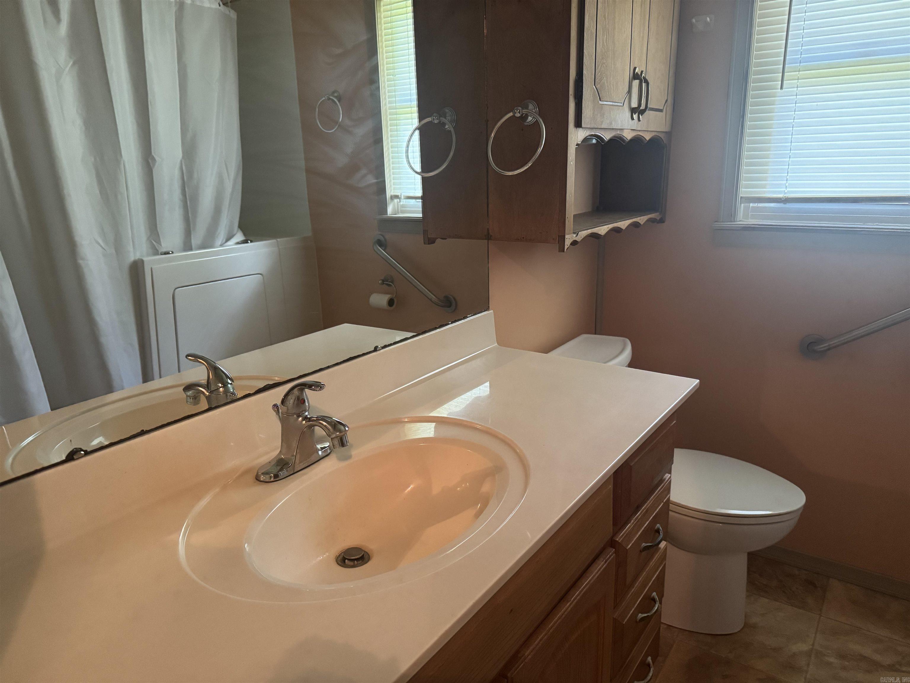106 Lakeside Drive  New Blaine, AR