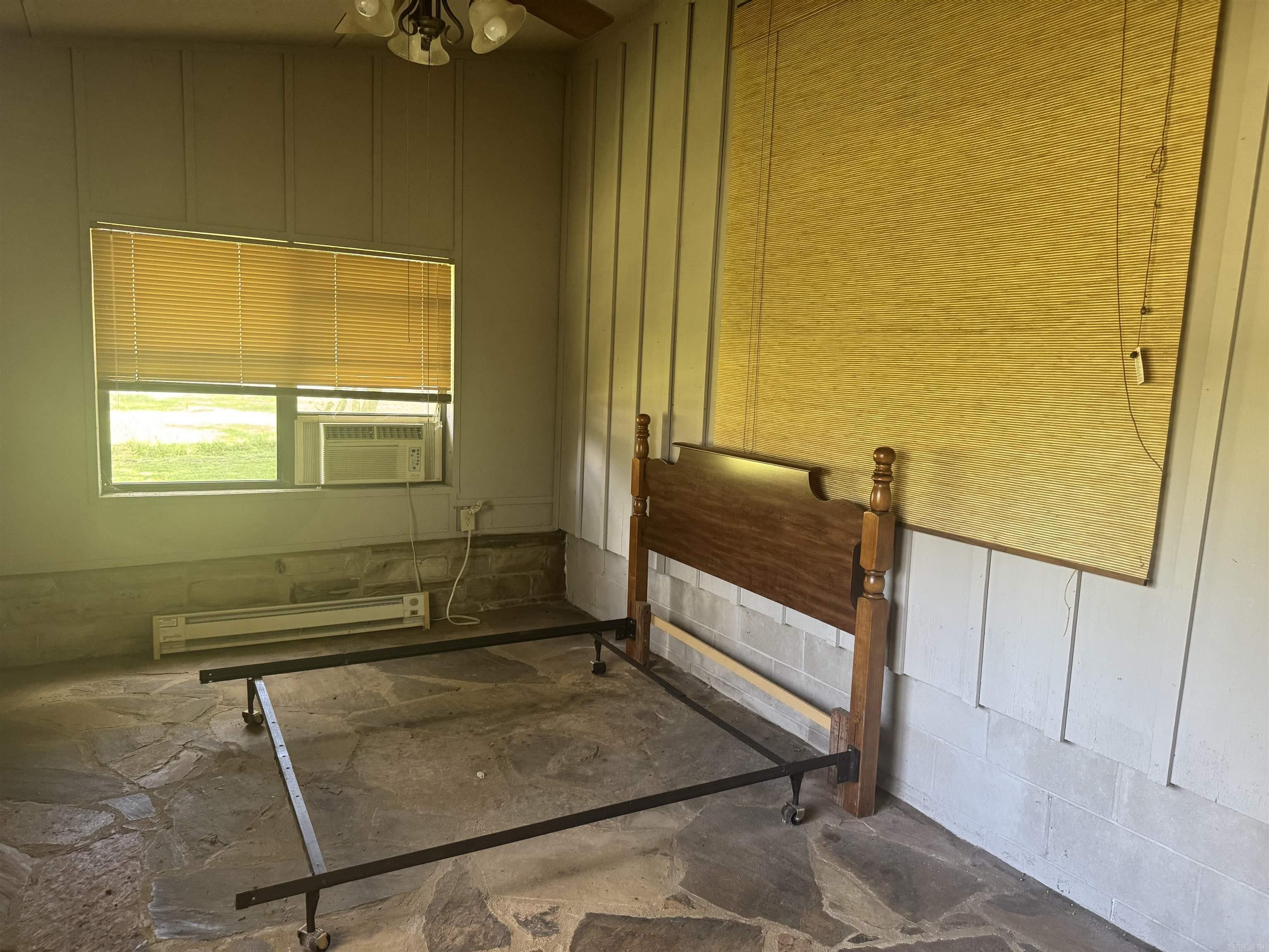 106 Lakeside Drive  New Blaine, AR