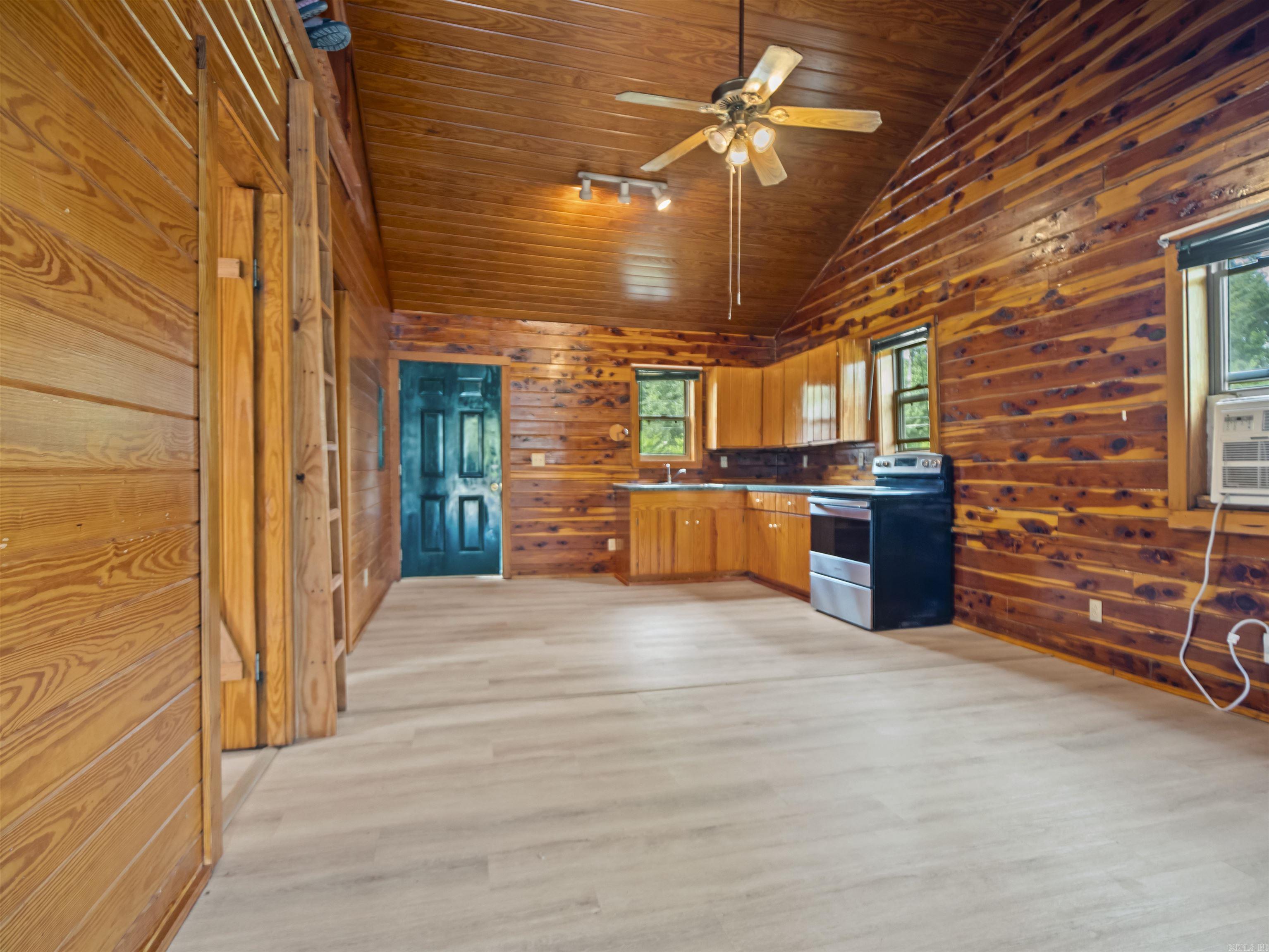 1101 Cozy Acres  Hot Springs, AR