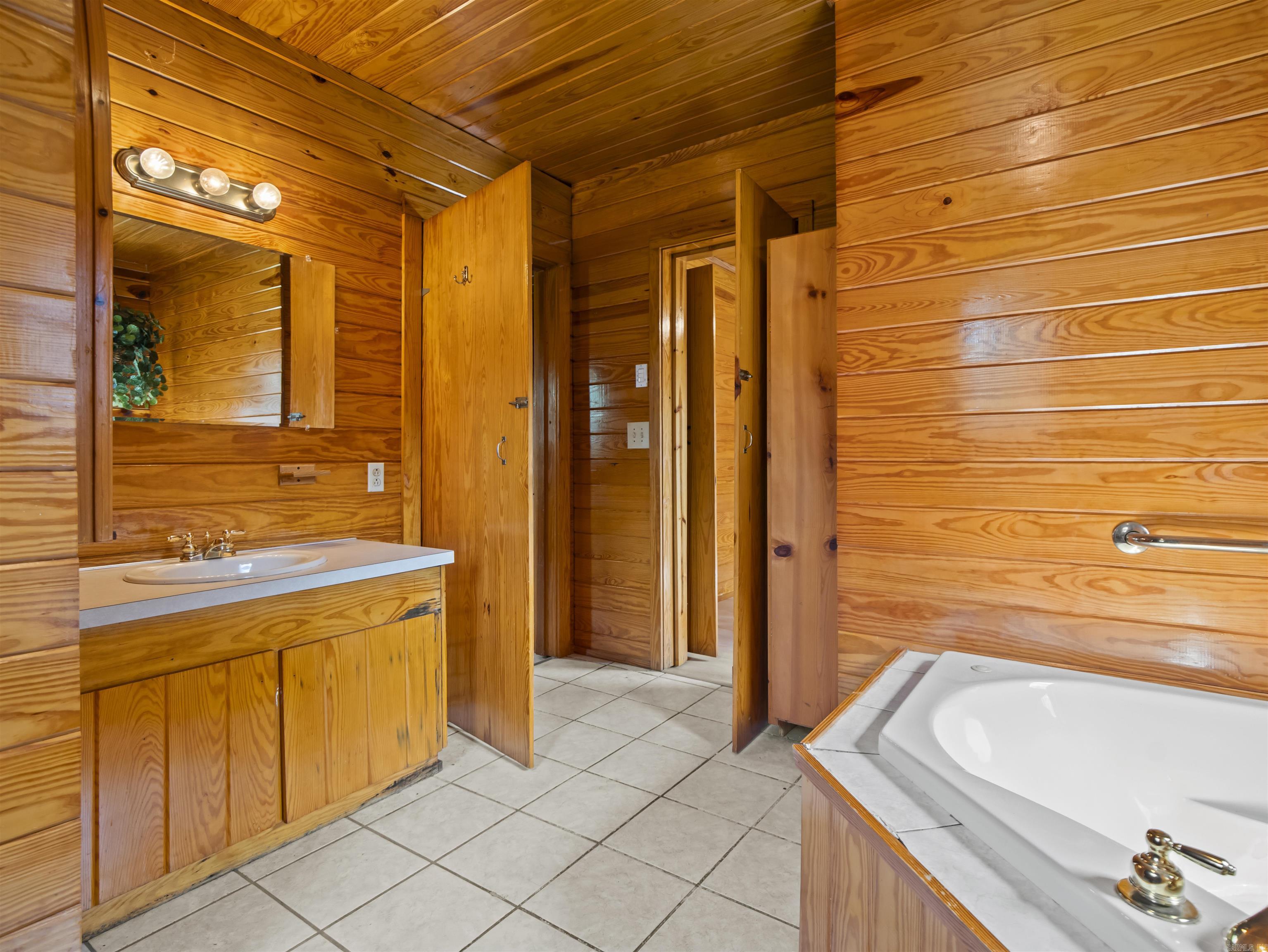 1101 Cozy Acres  Hot Springs, AR