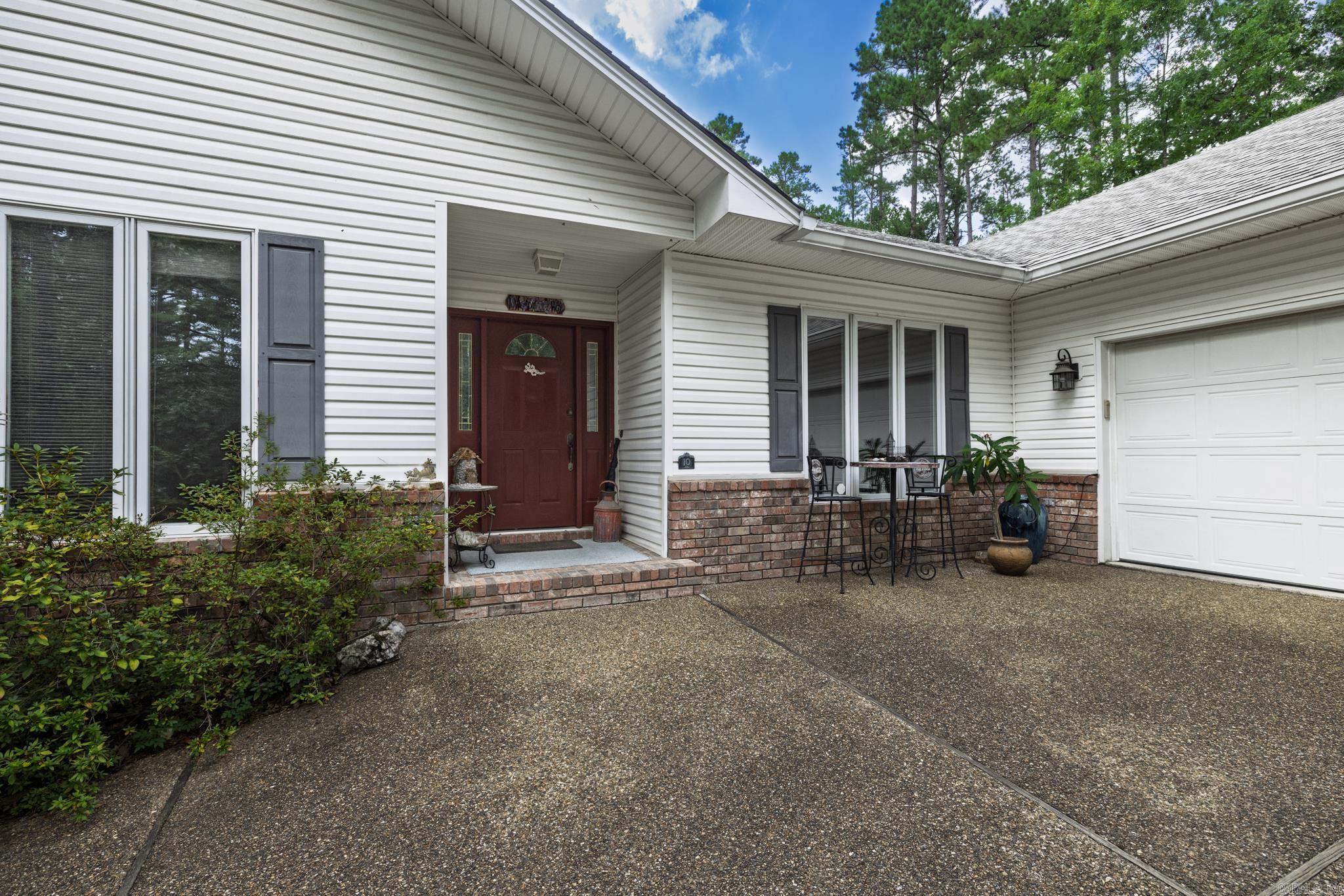 10 Argomaniz  Hot Springs Village, AR