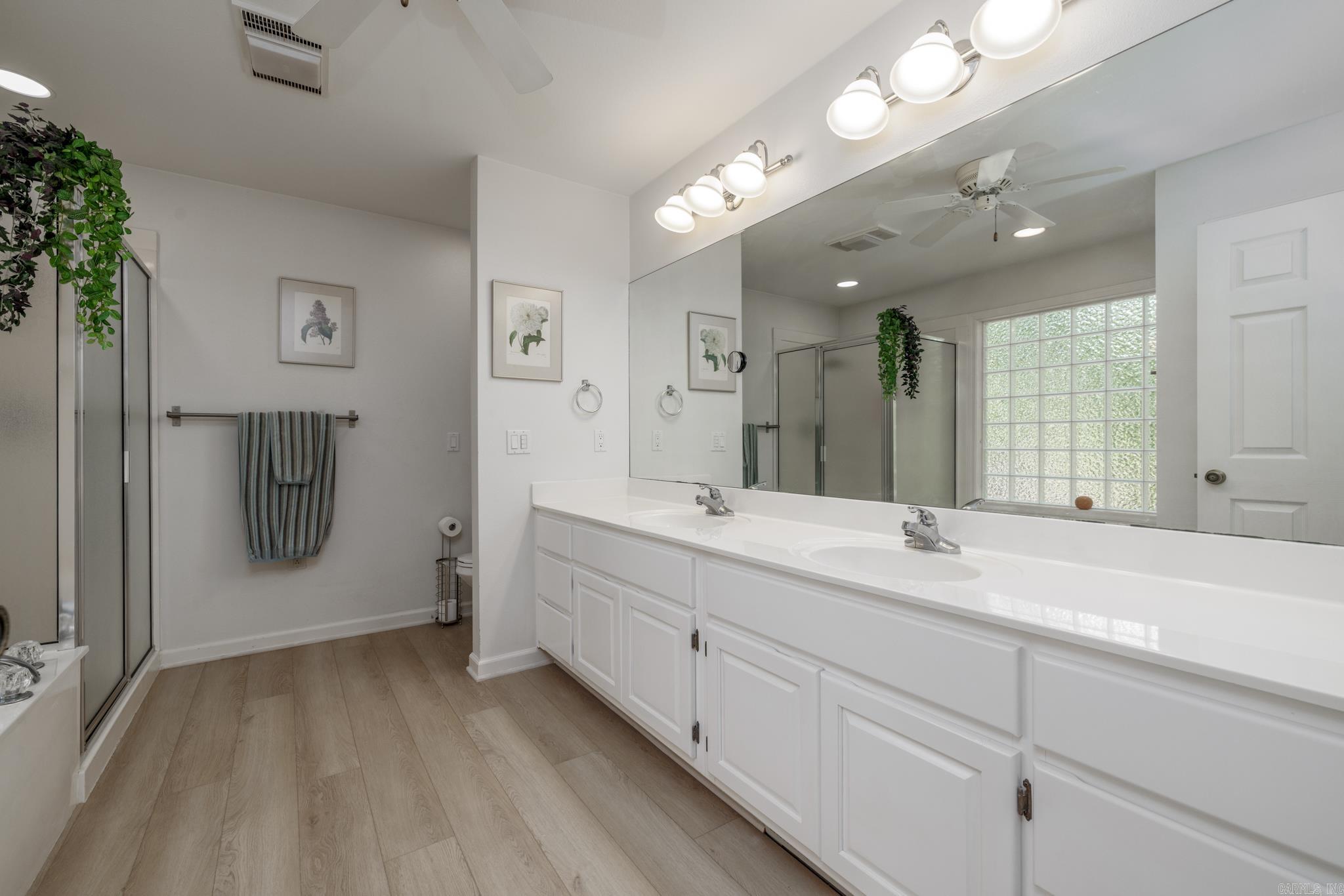 10 Argomaniz  Hot Springs Village, AR