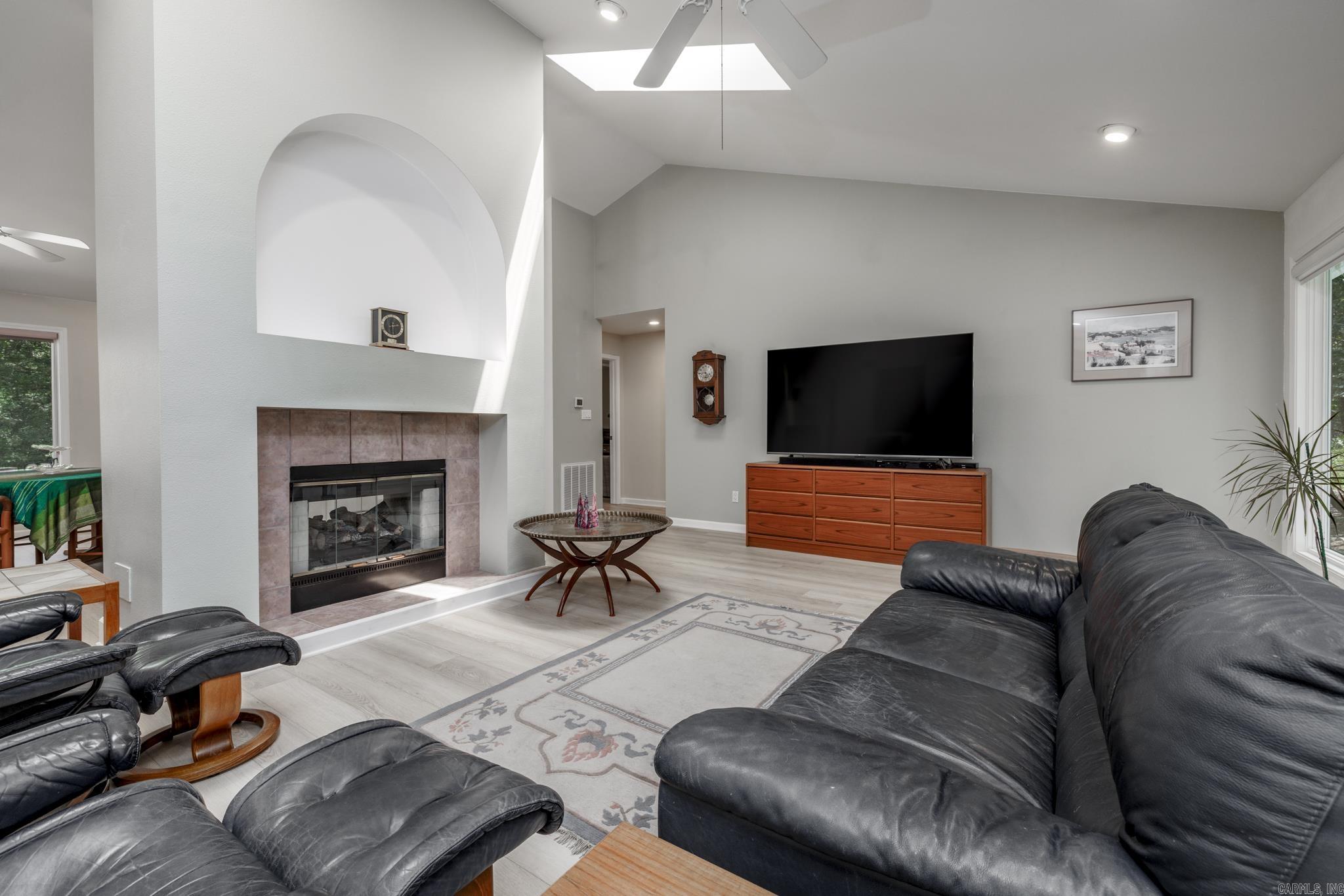 10 Argomaniz  Hot Springs Village, AR