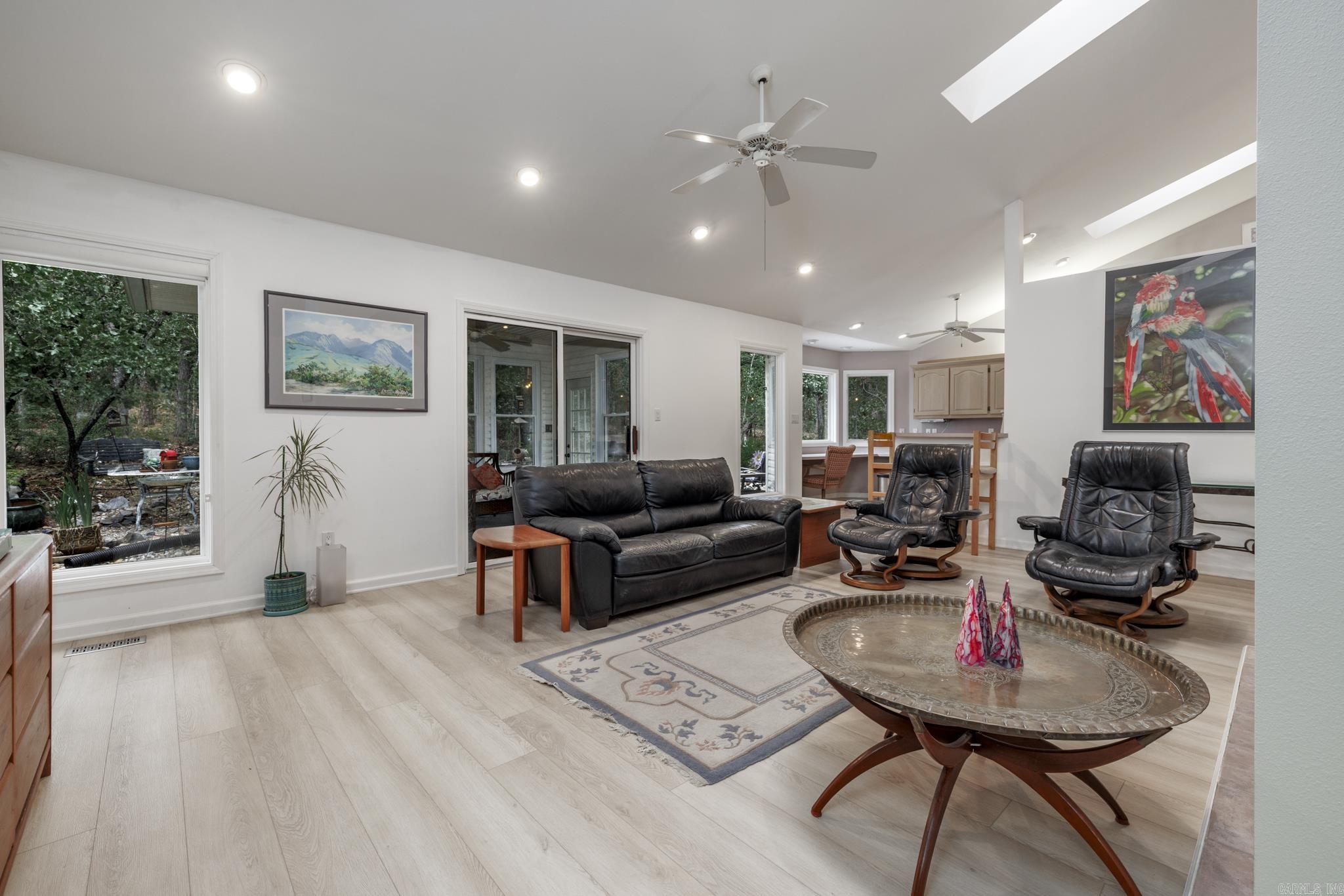 10 Argomaniz  Hot Springs Village, AR