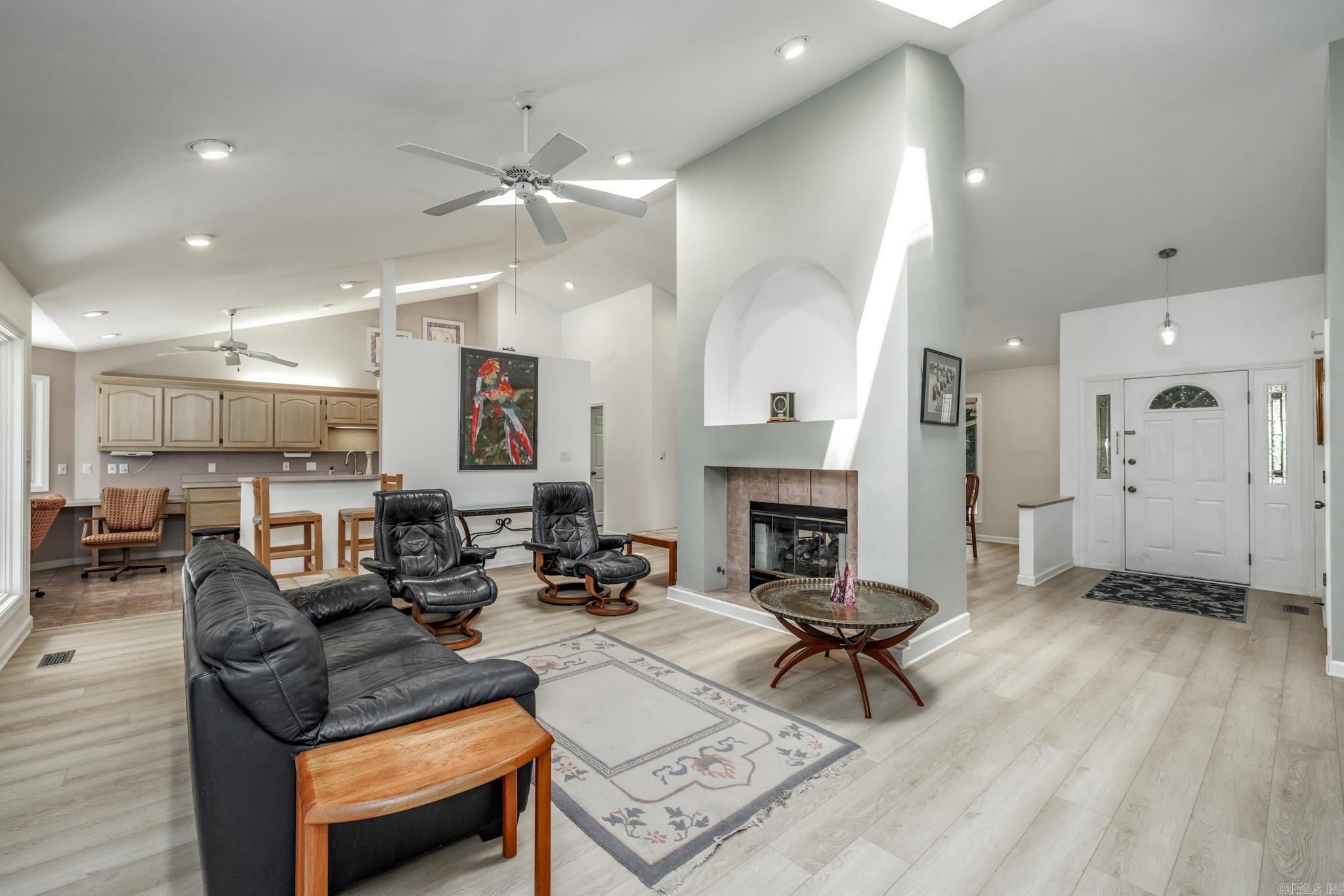 10 Argomaniz  Hot Springs Village, AR
