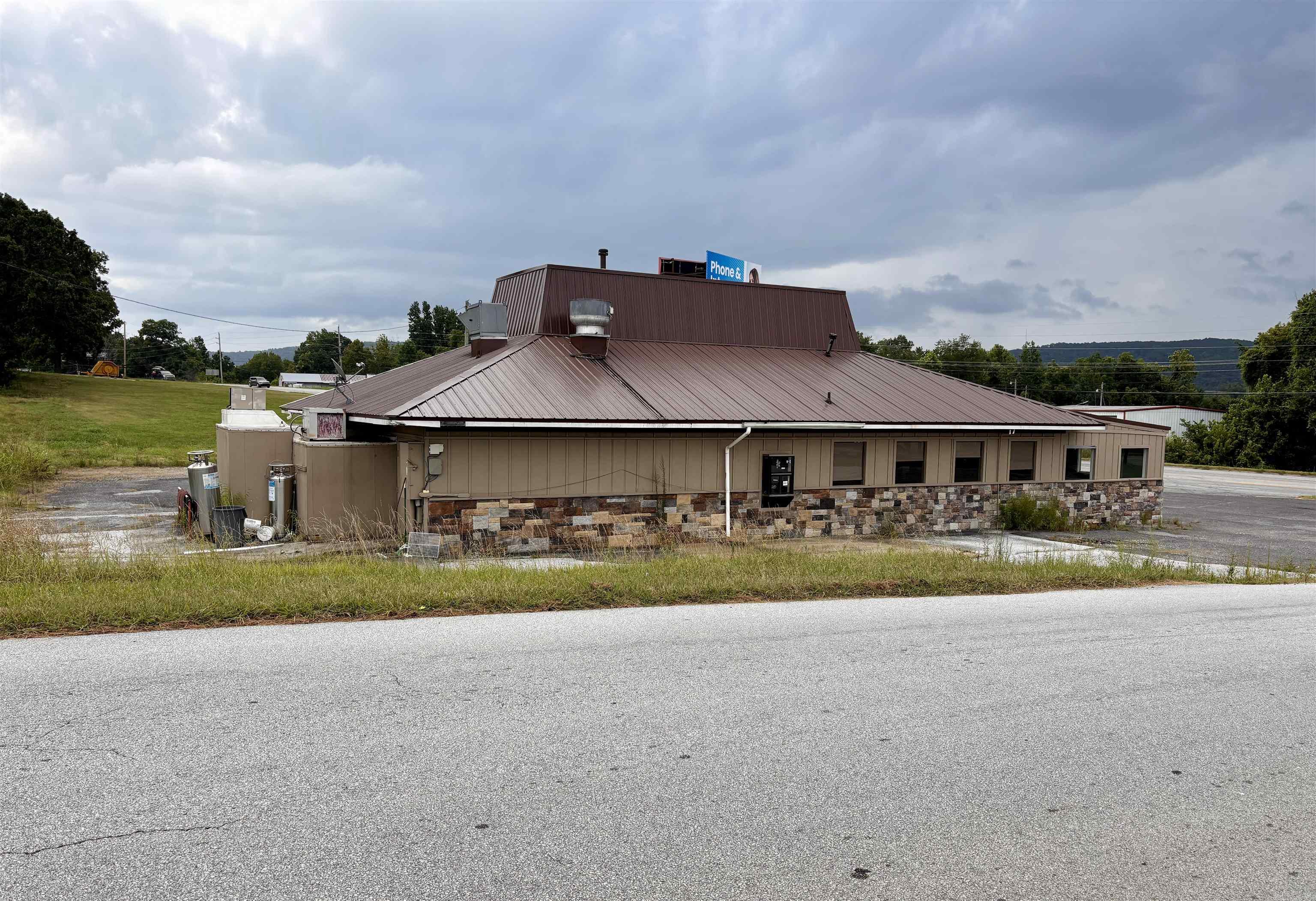 740 N Highway 65  Marshall, AR