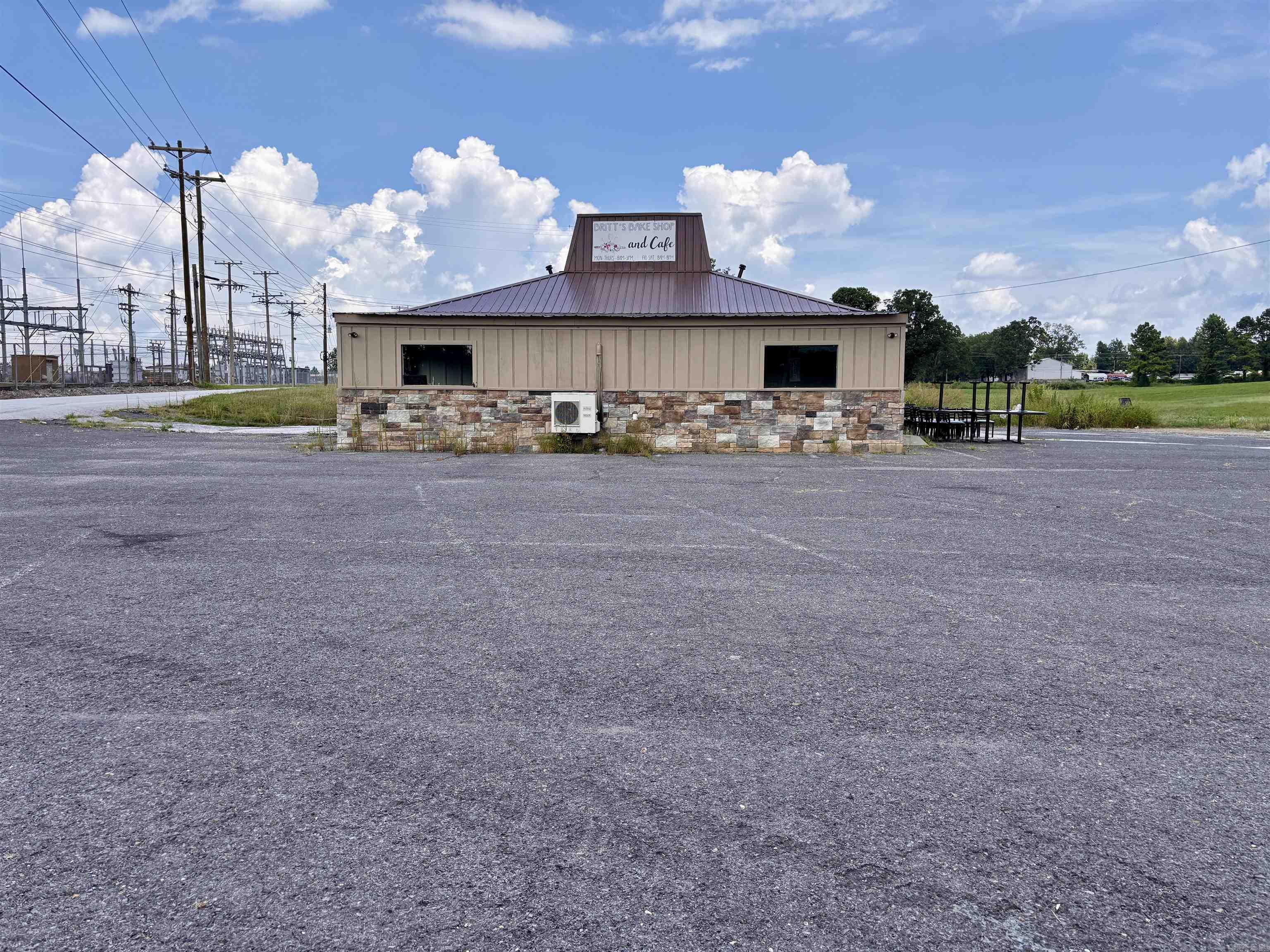 740 N Highway 65  Marshall, AR