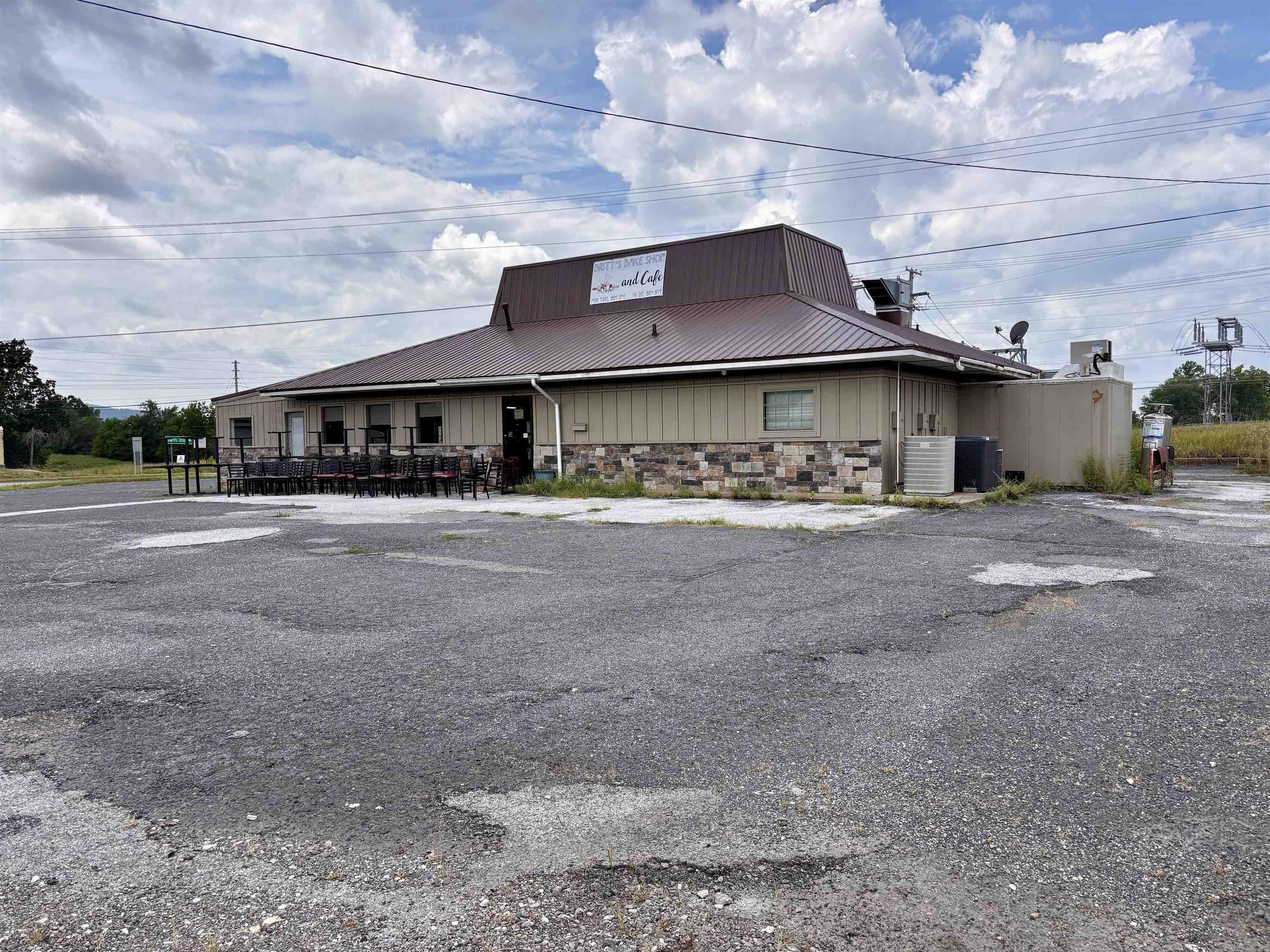 740 N Highway 65  Marshall, AR