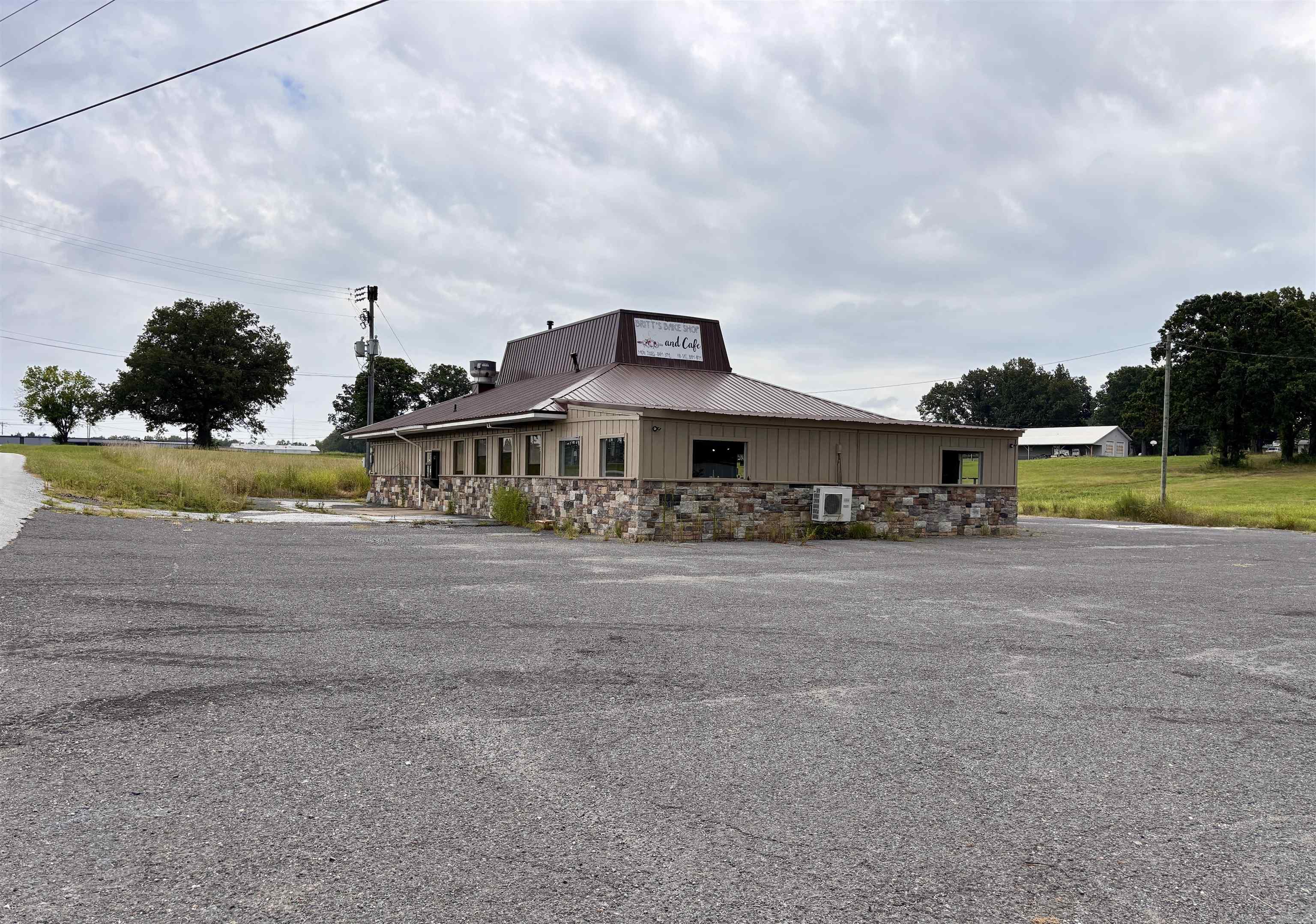 740 N Highway 65  Marshall, AR