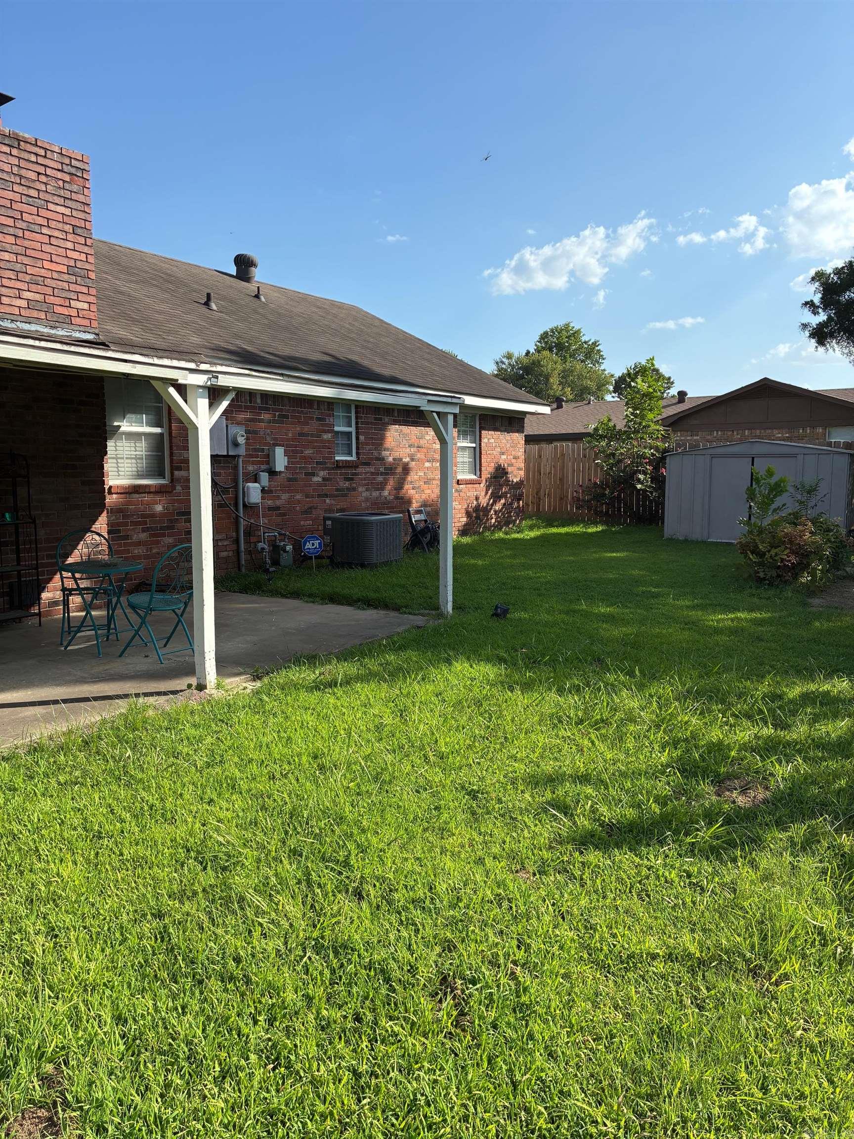 1 Danbury  Jacksonville, AR