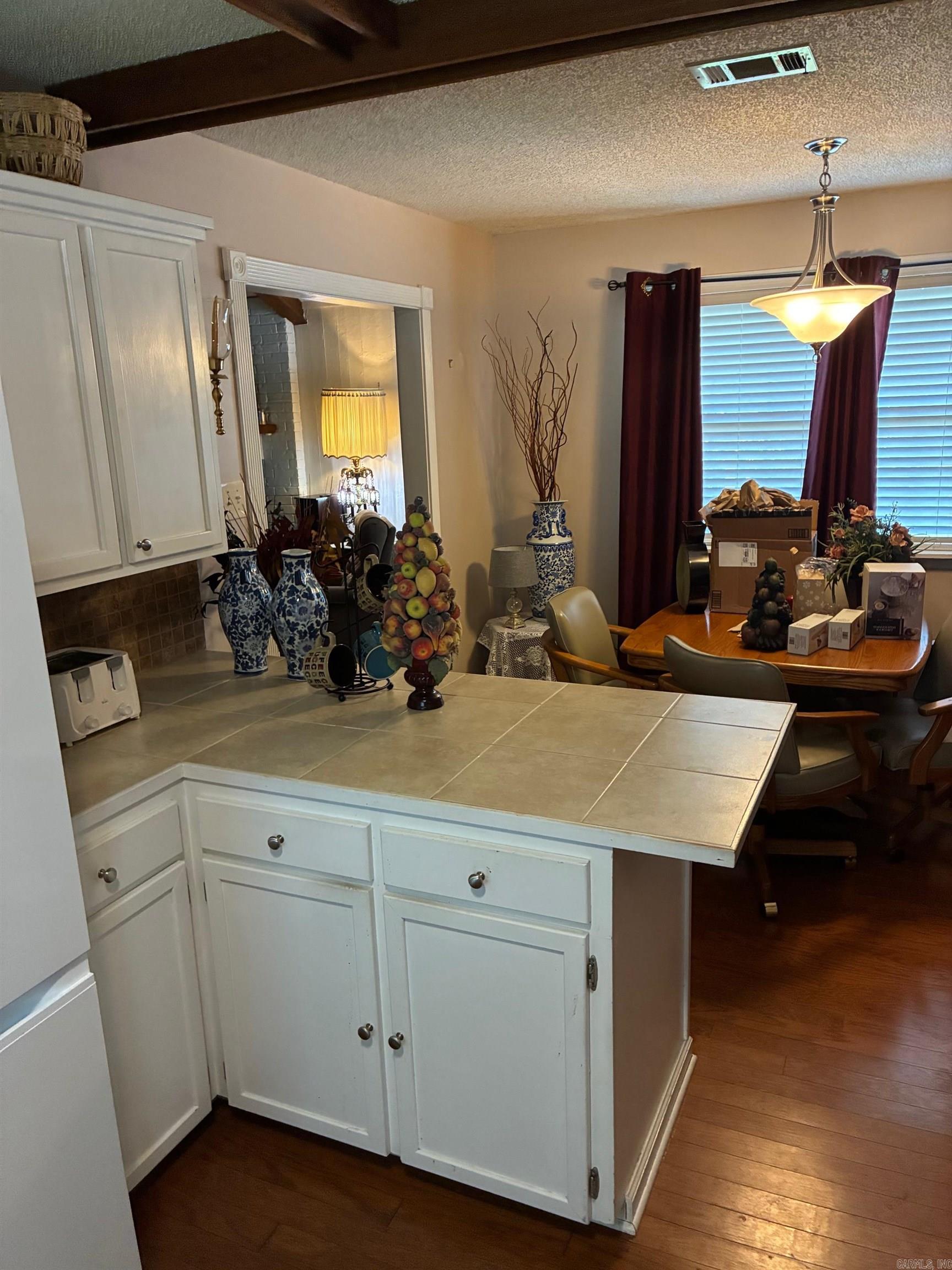 1 Danbury  Jacksonville, AR