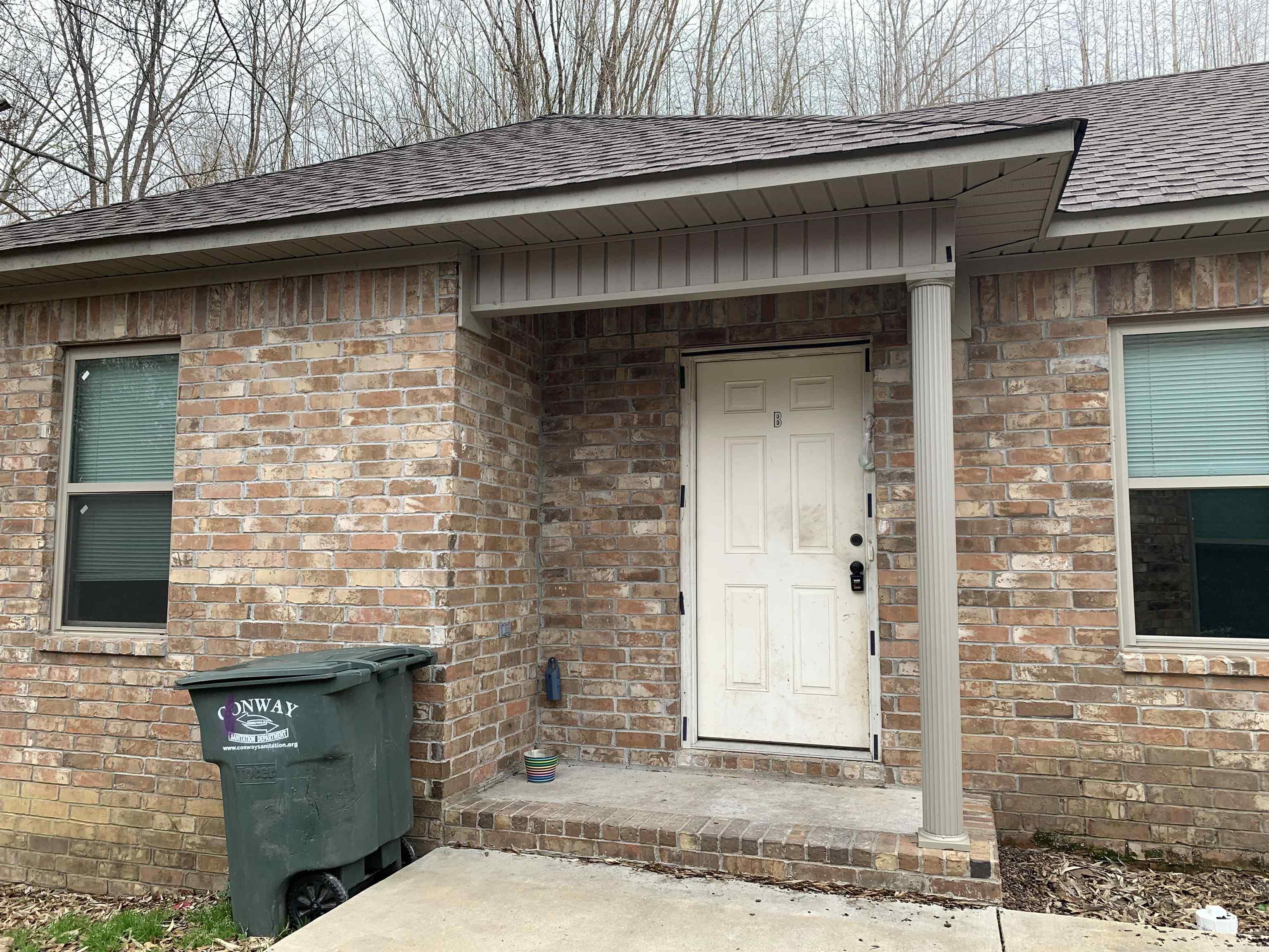 1413 Hardy  Conway, AR
