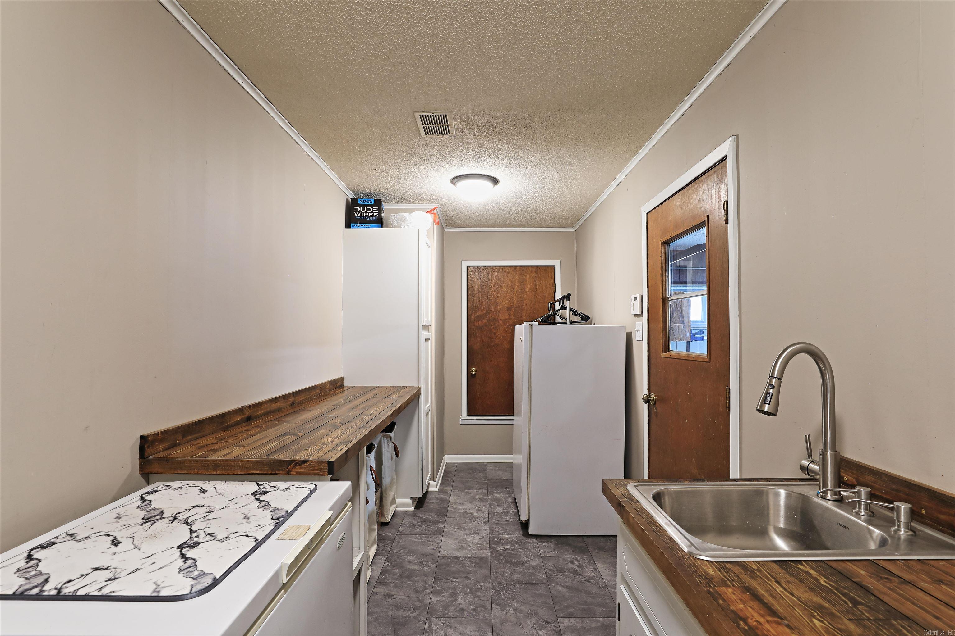 8403 Victoria Drive  Pine Bluff, AR