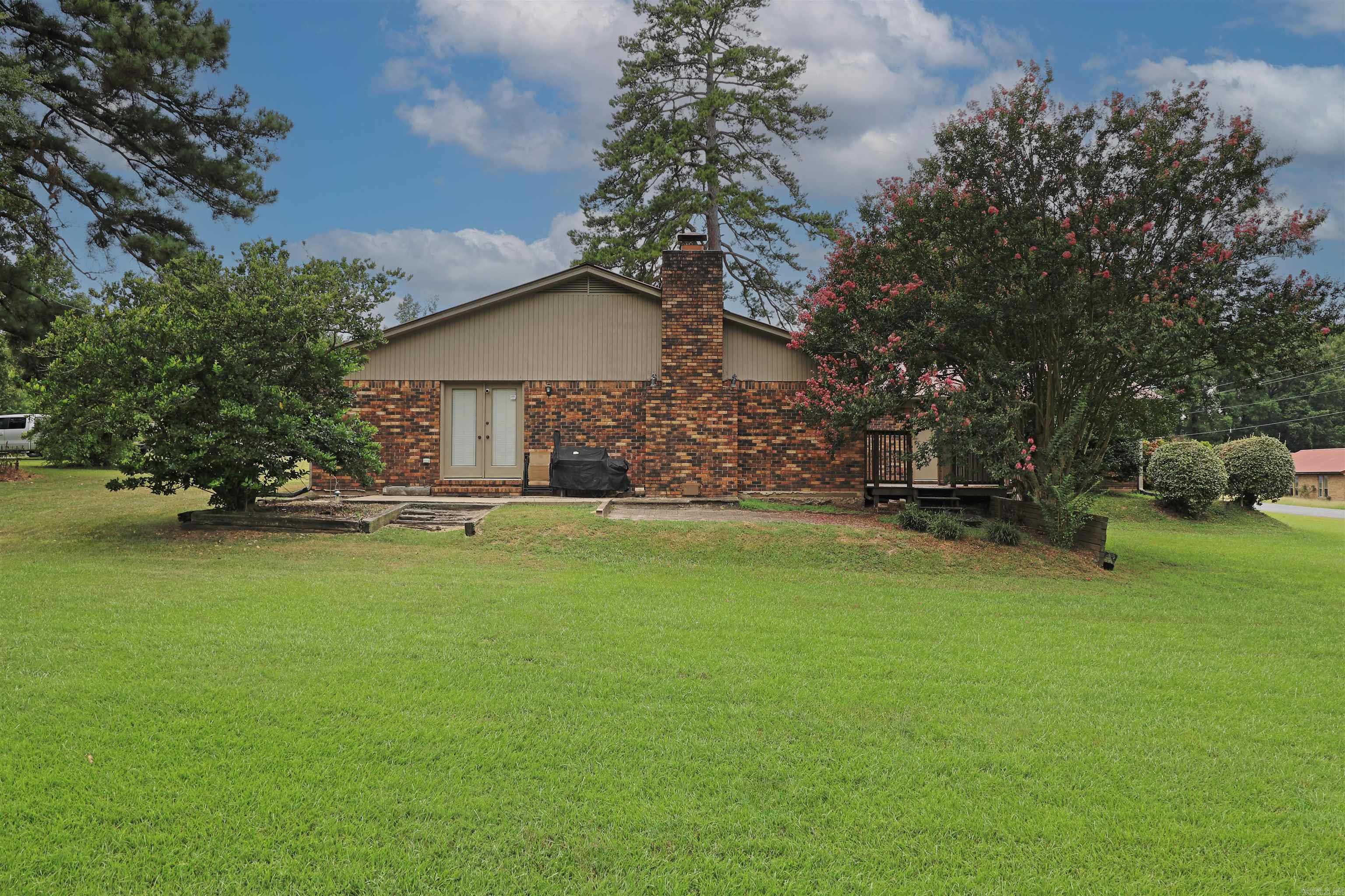 8403 Victoria Drive  Pine Bluff, AR