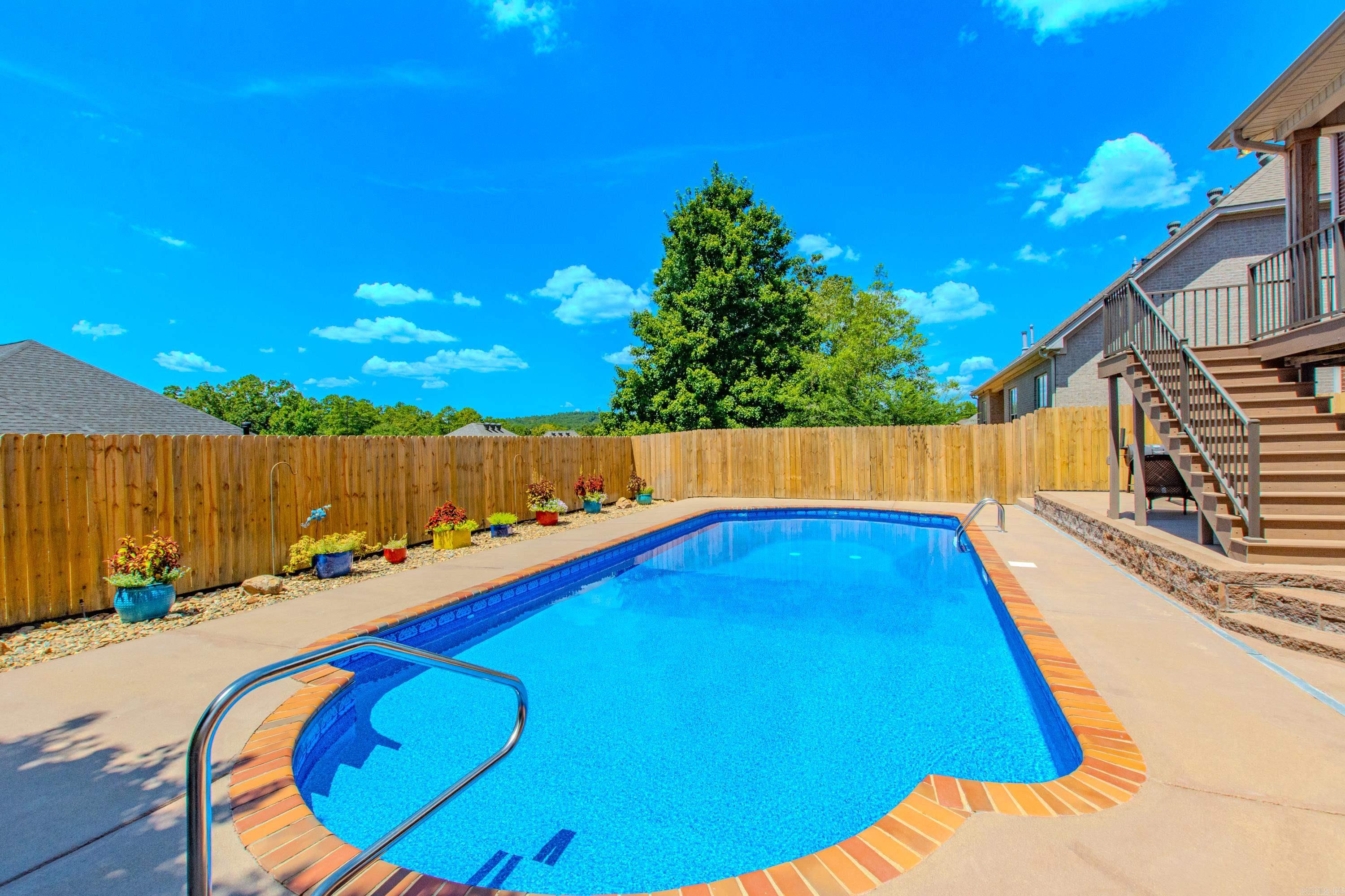 209 Commentry  Little Rock, AR