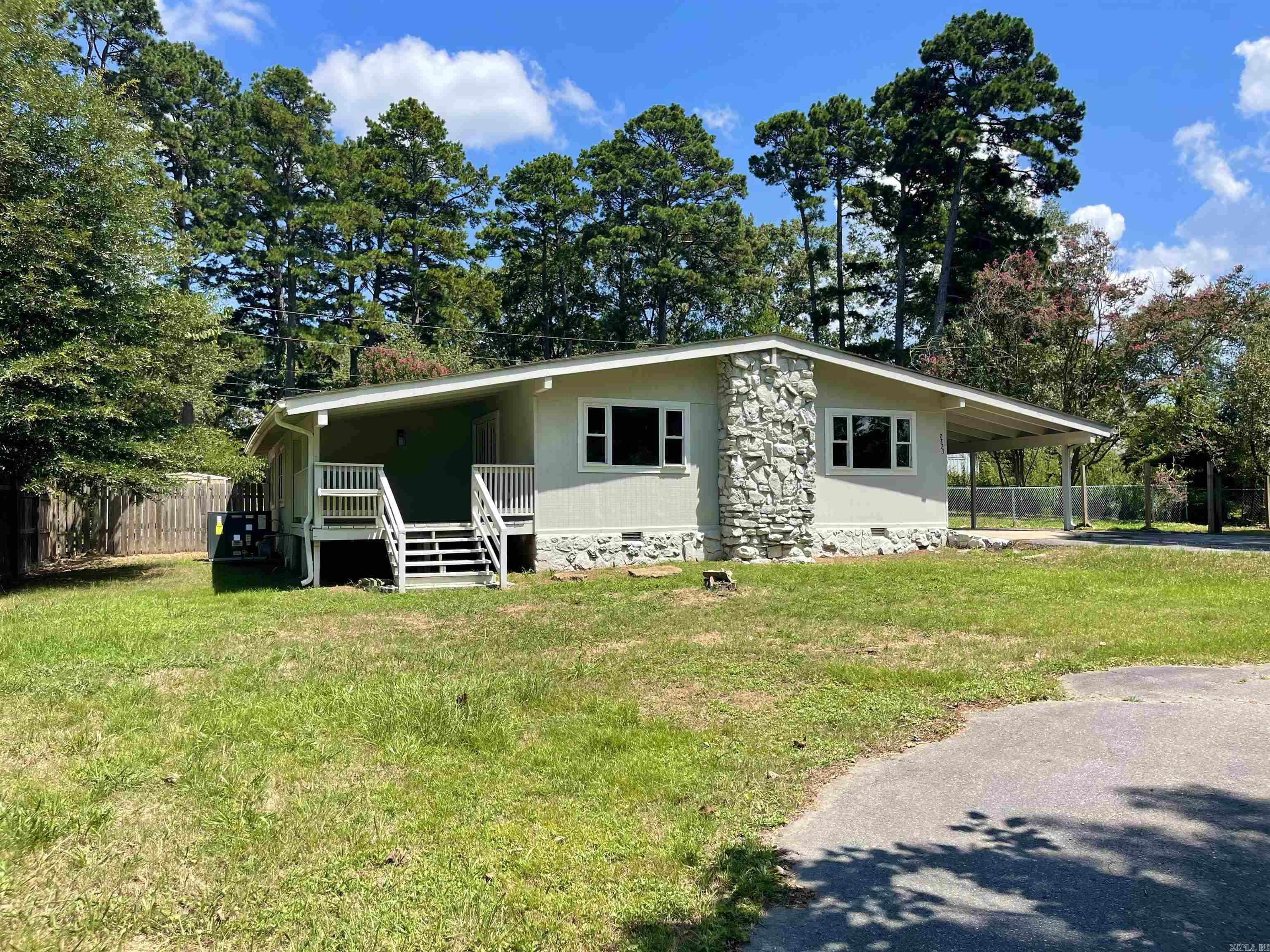 2323 Pinewoood  Heber Springs, AR