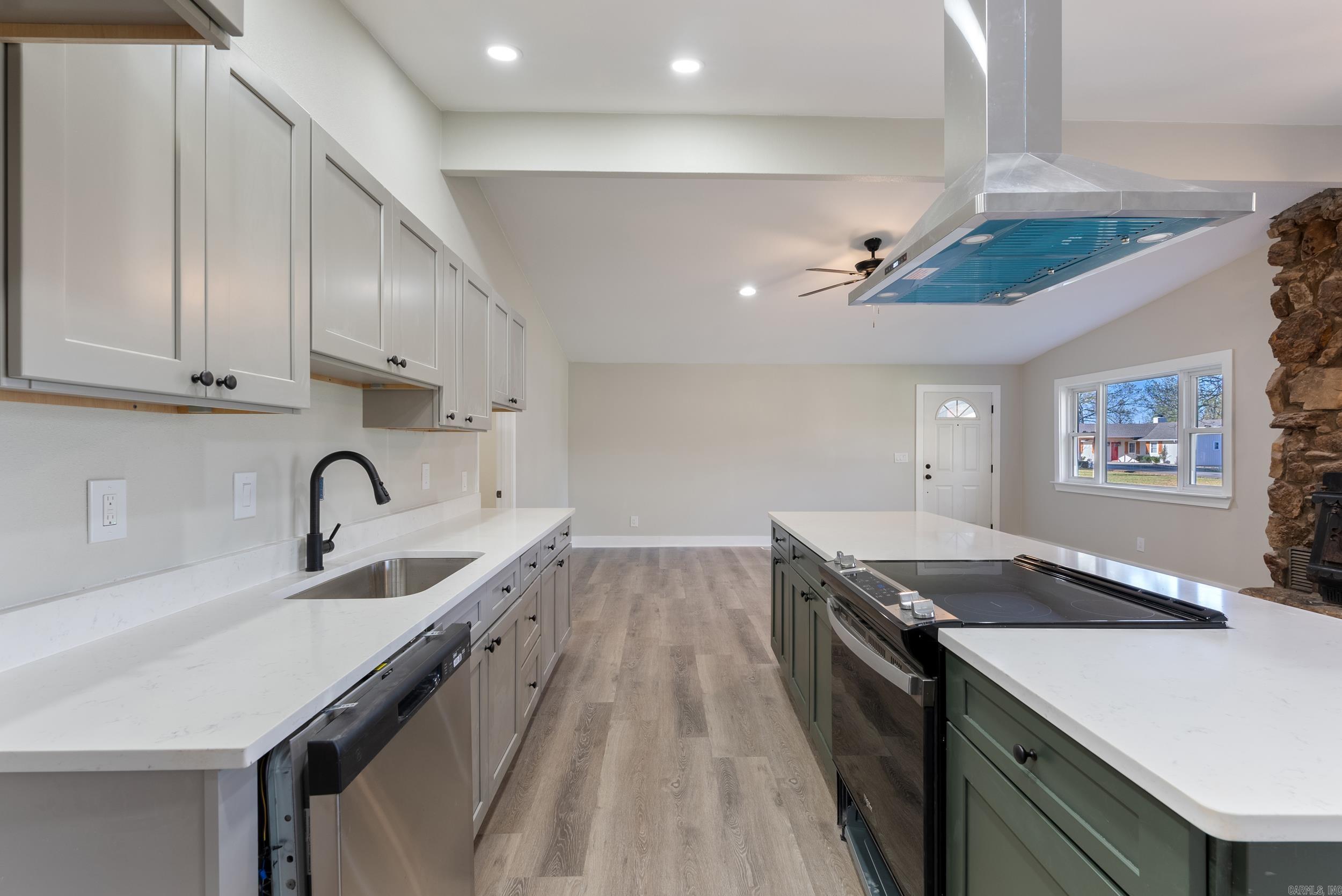 2323 Pinewoood  Heber Springs, AR