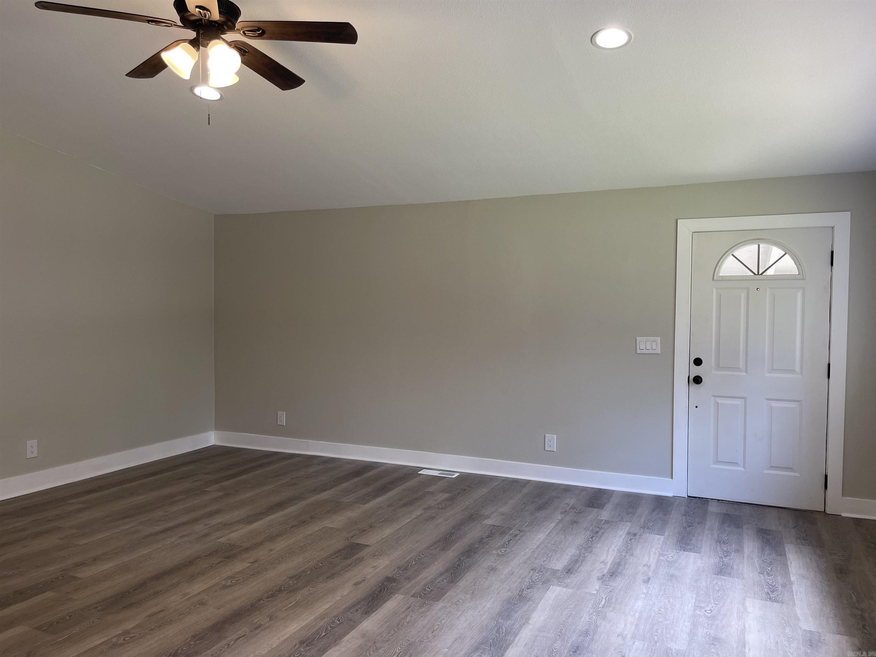 2323 Pinewoood  Heber Springs, AR