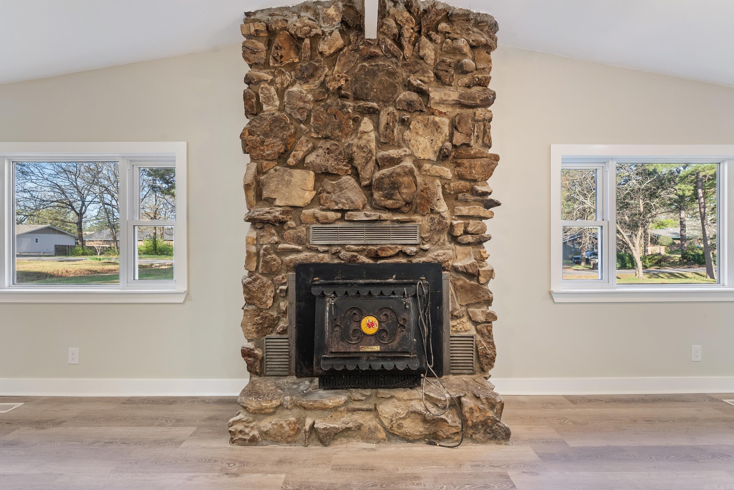 2323 Pinewoood  Heber Springs, AR